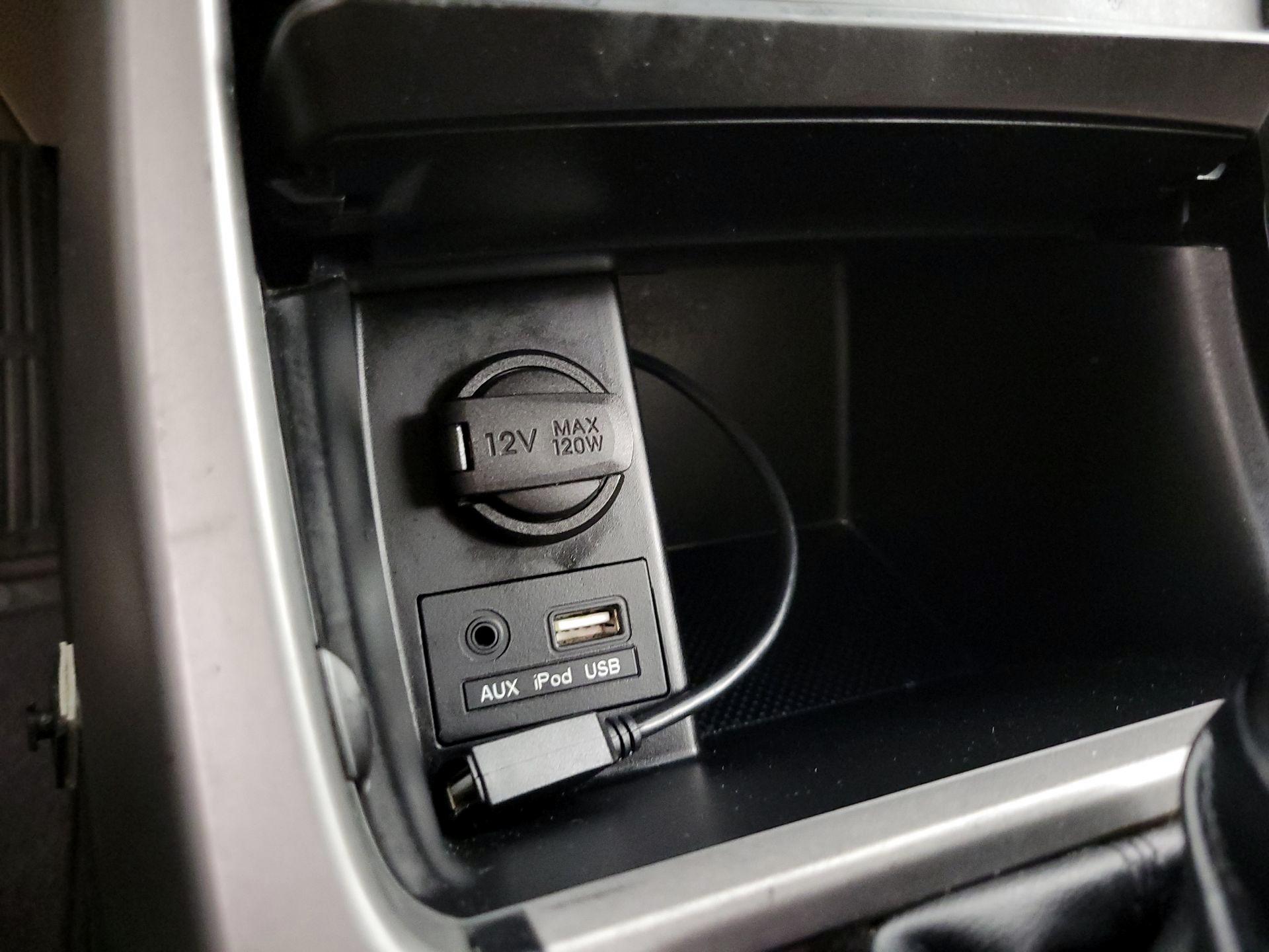 Thumbnail: 2015 Hyundai Elantra - 17