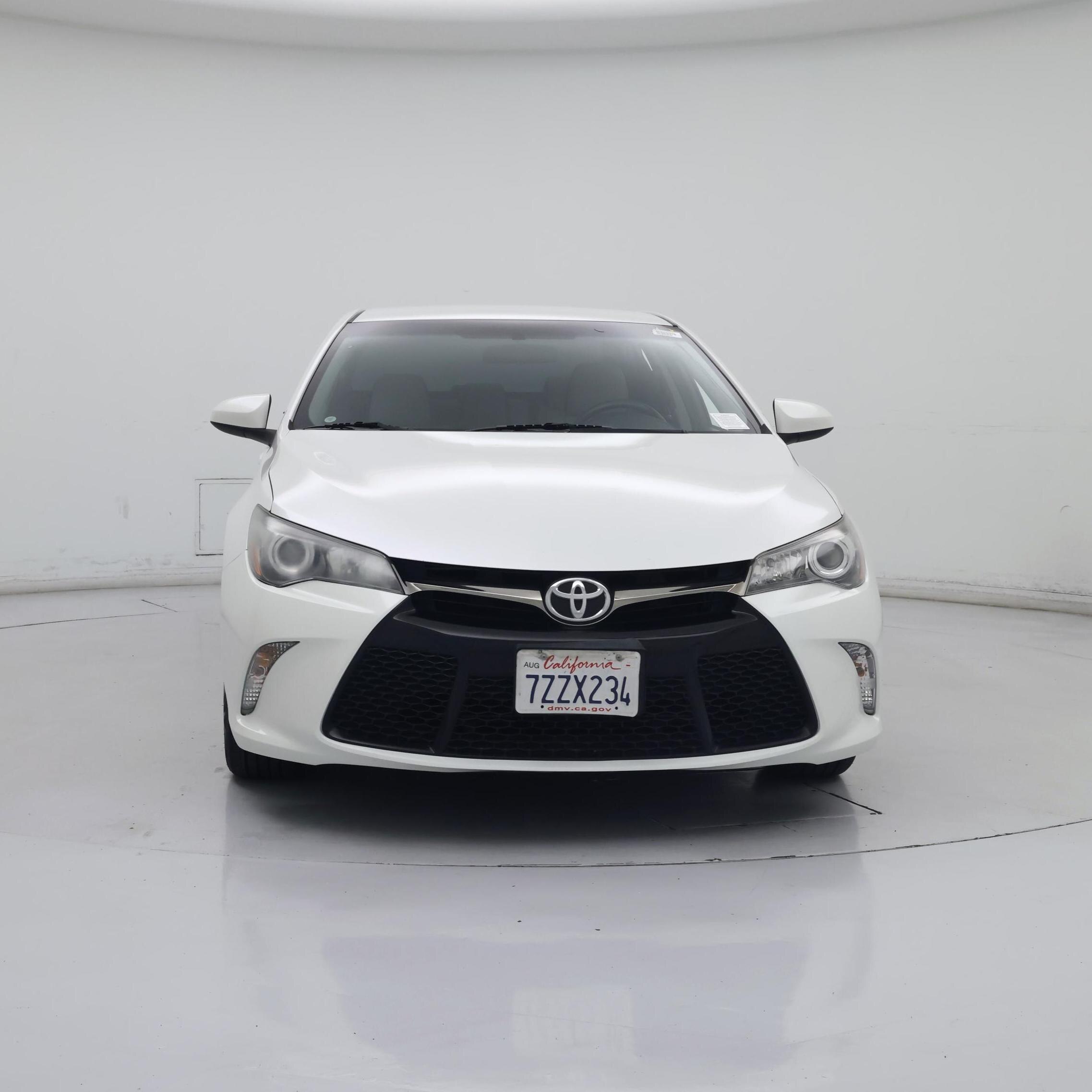 Thumbnail: 2017 Toyota Camry - 5