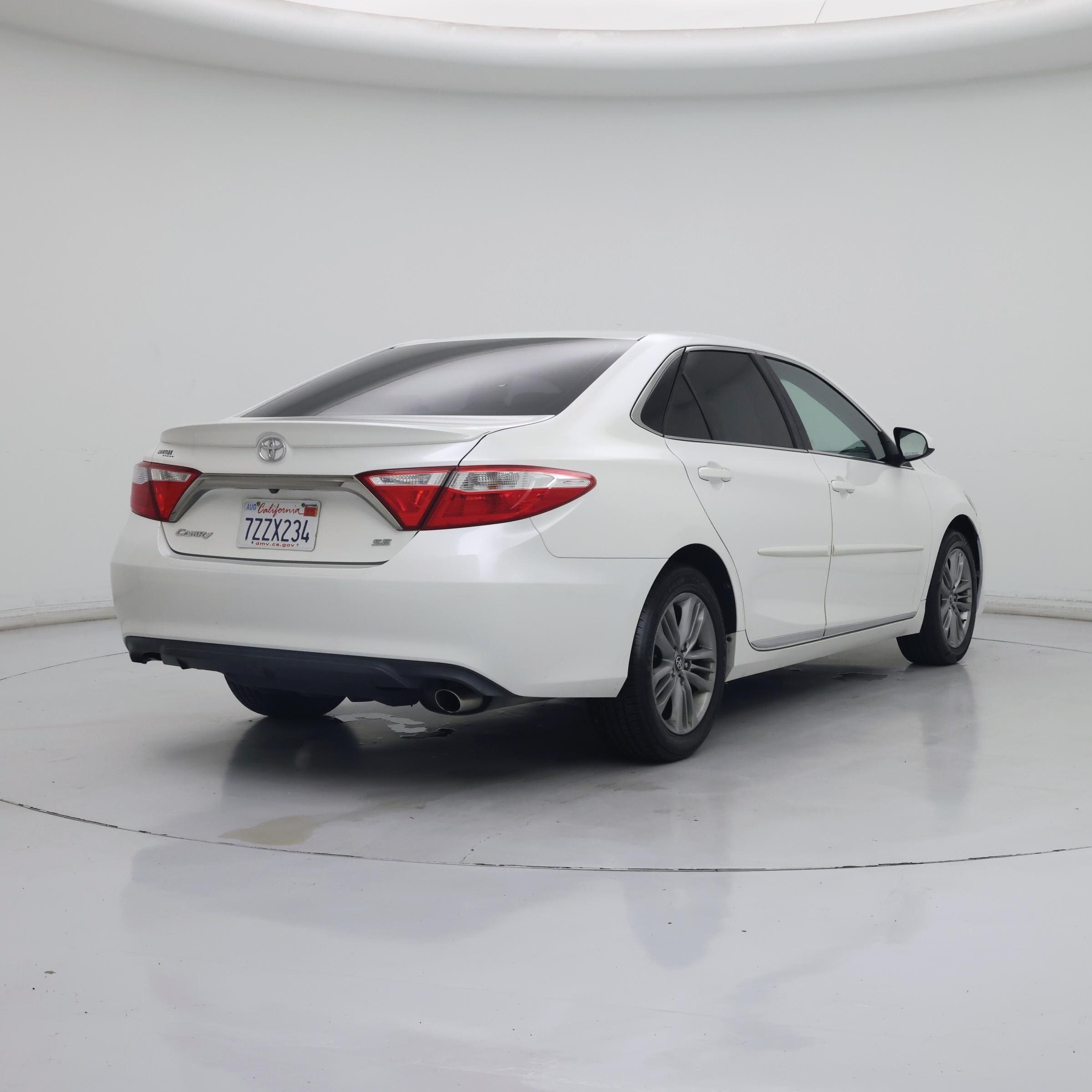 Thumbnail: 2017 Toyota Camry - 8