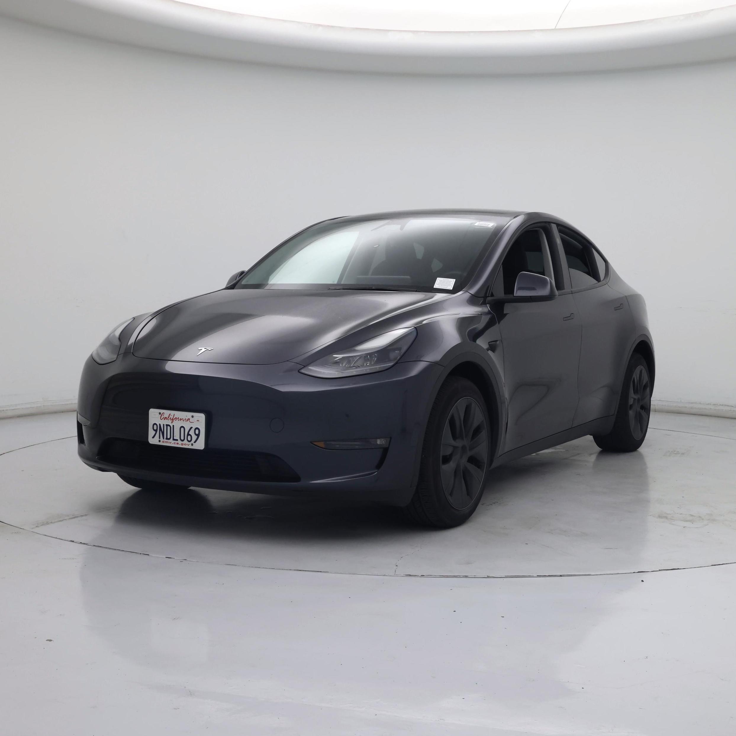 Thumbnail: 2024 Tesla Model Y - 4