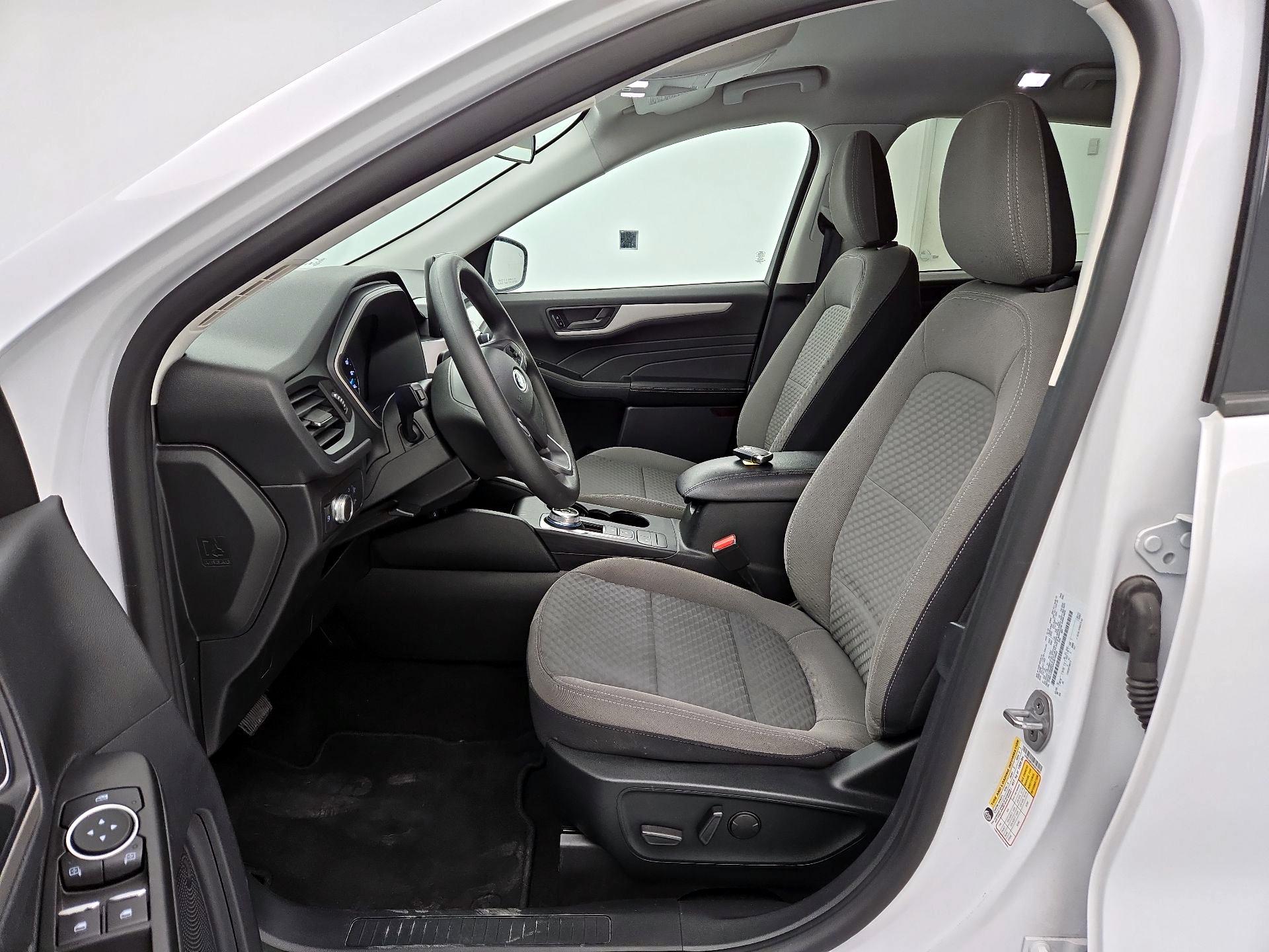 Thumbnail: 2022 Ford Escape - 11
