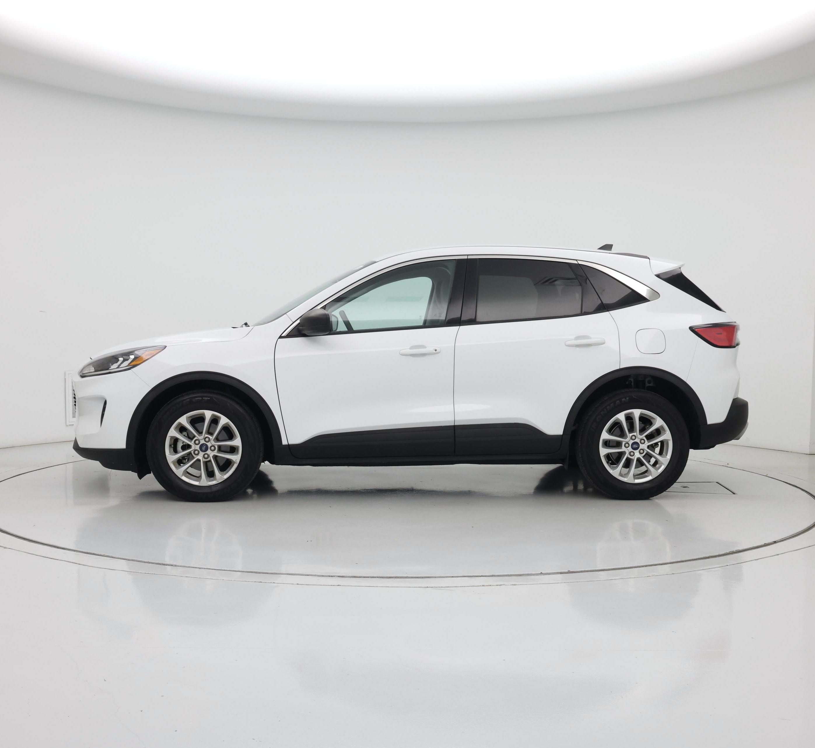 Thumbnail: 2022 Ford Escape - 3