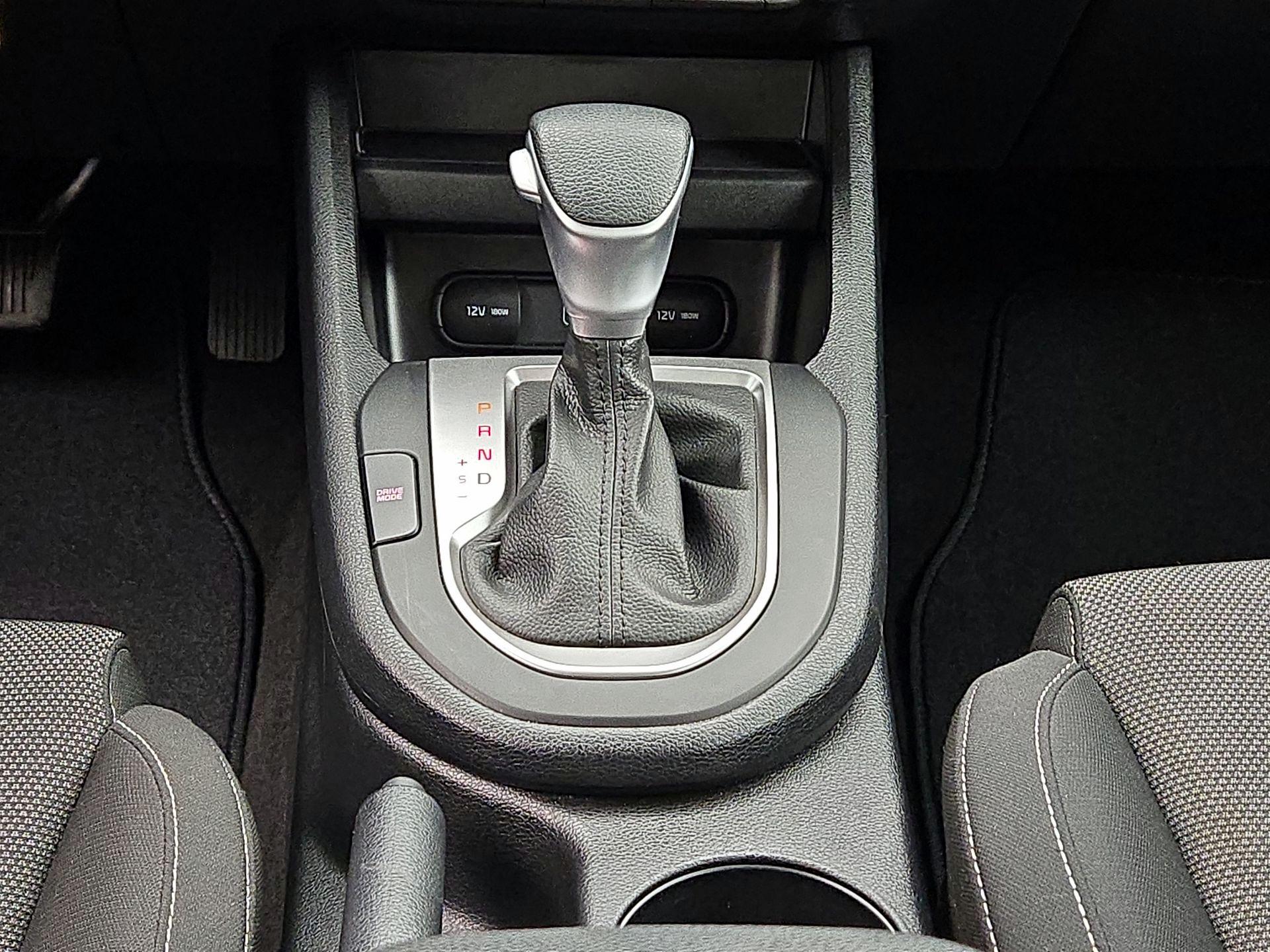 Thumbnail: 2022 Kia Forte - 17