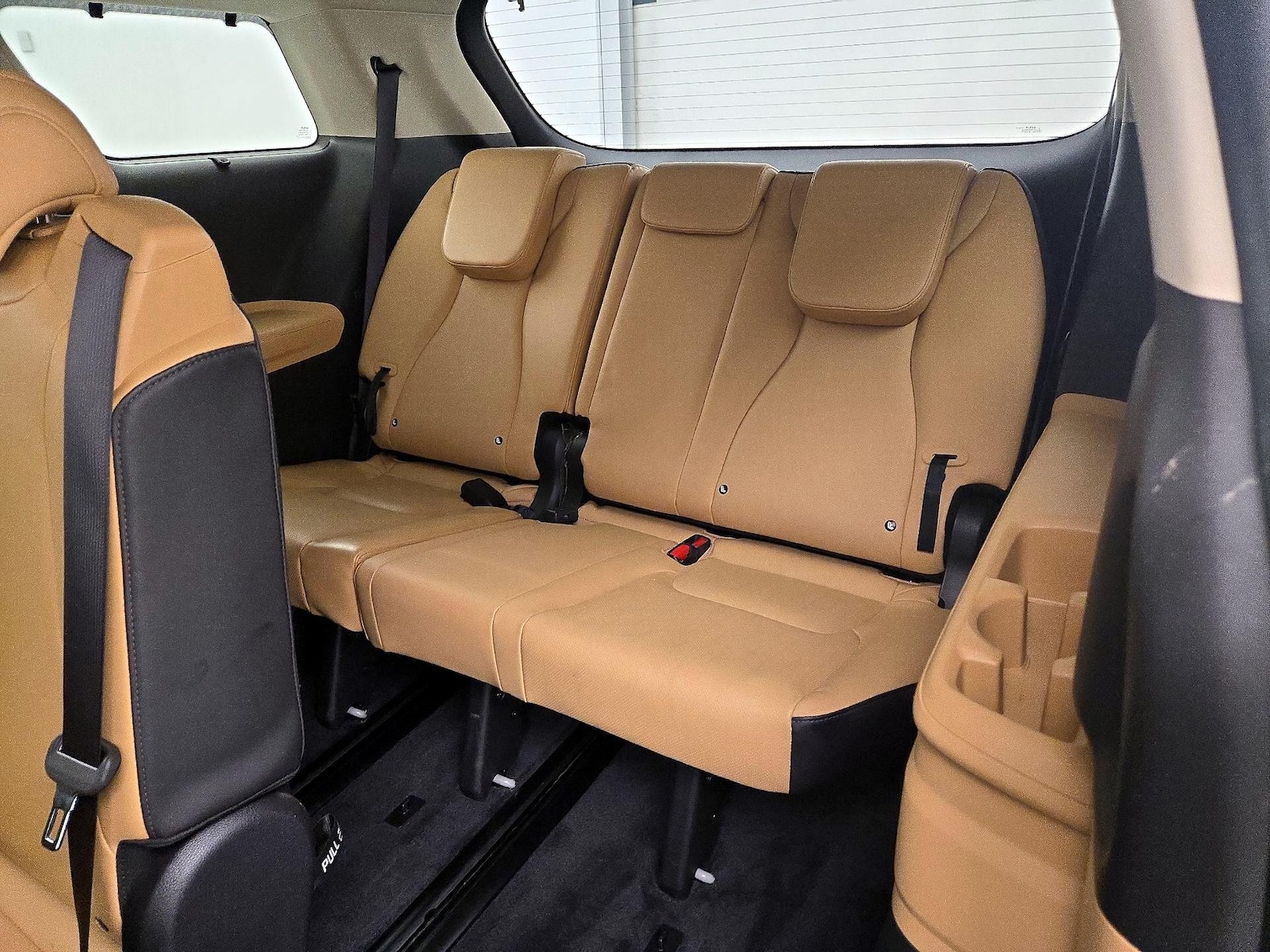 2024 Kia Carnival EX - Photo 20