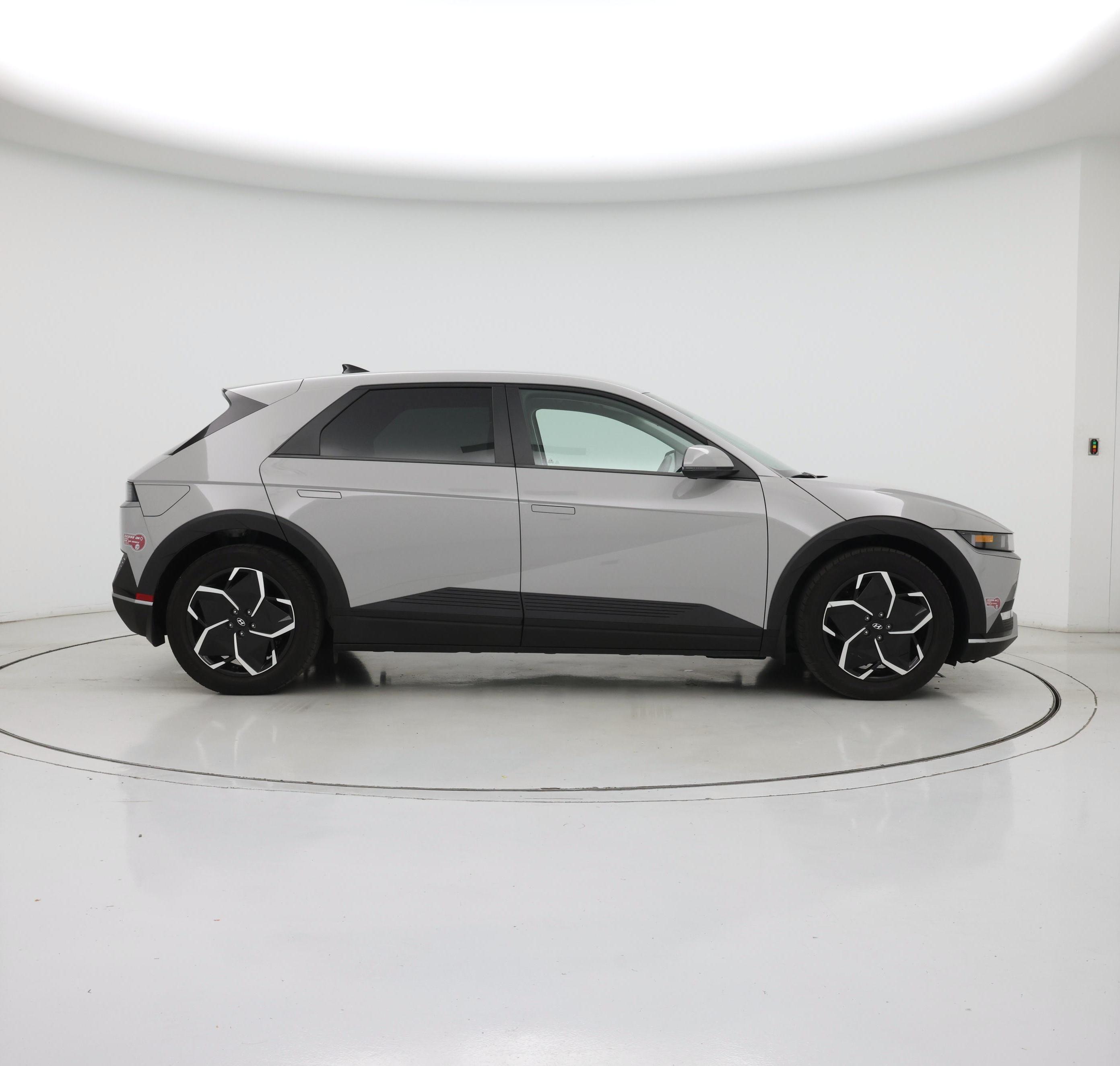 Thumbnail: 2024 Hyundai Ioniq 5 - 7