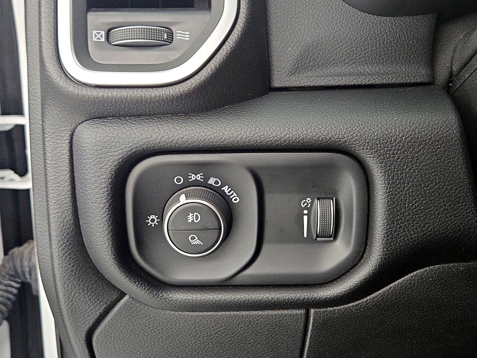 2025 RAM Ram 2500 Pickup Big Horn - Photo 14