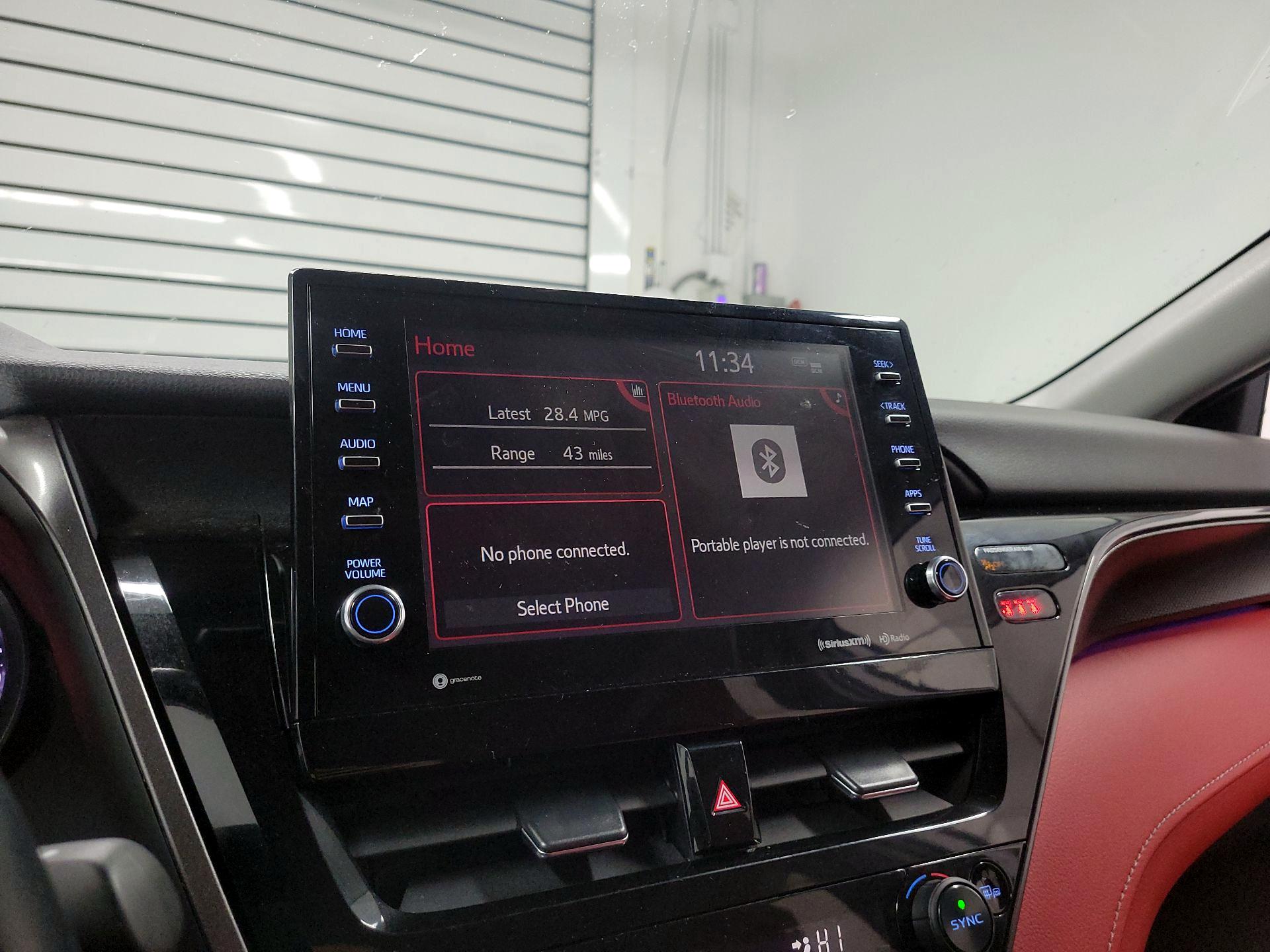 Thumbnail: 2021 Toyota Camry - 15