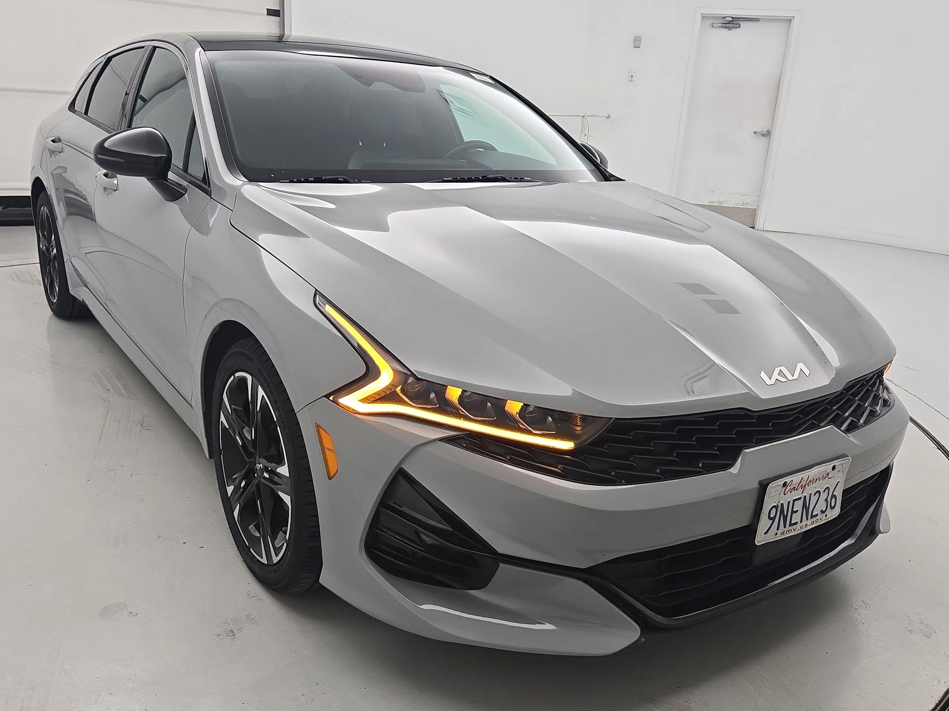 Thumbnail: 2022 Kia K5 - 1