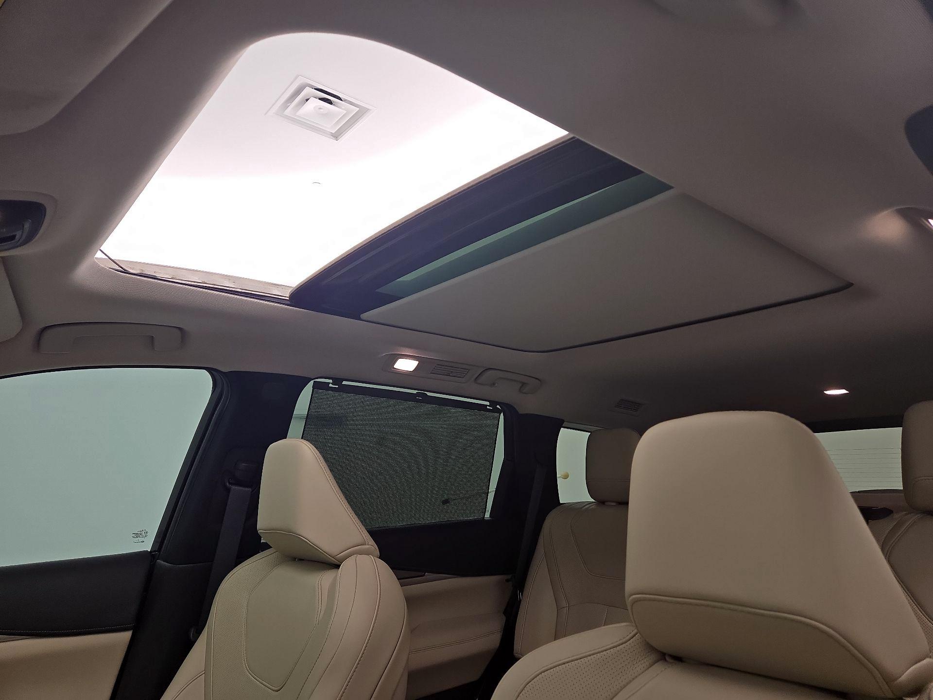 Thumbnail: 2023 INFINITI QX60 - 20