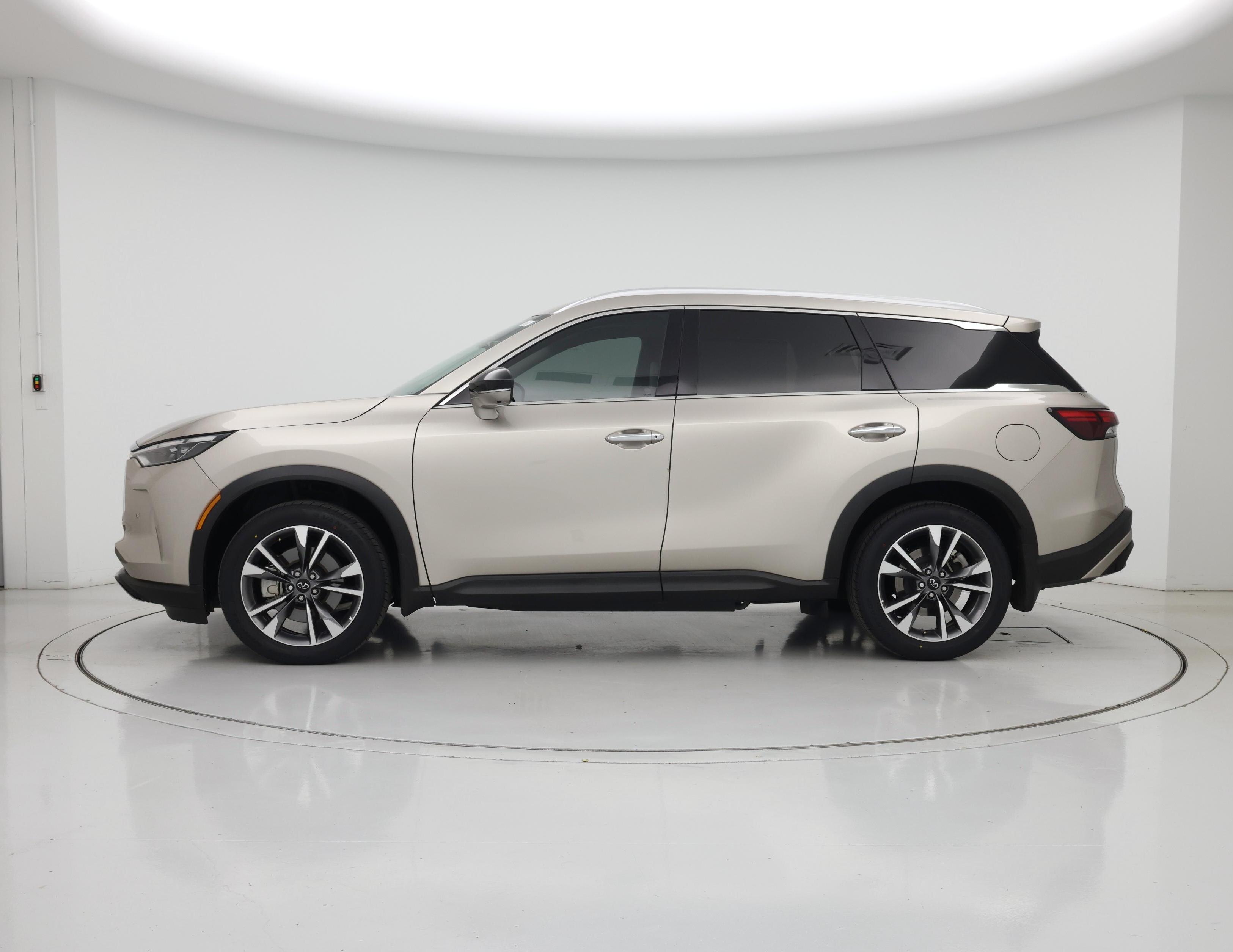 Thumbnail: 2023 INFINITI QX60 - 3