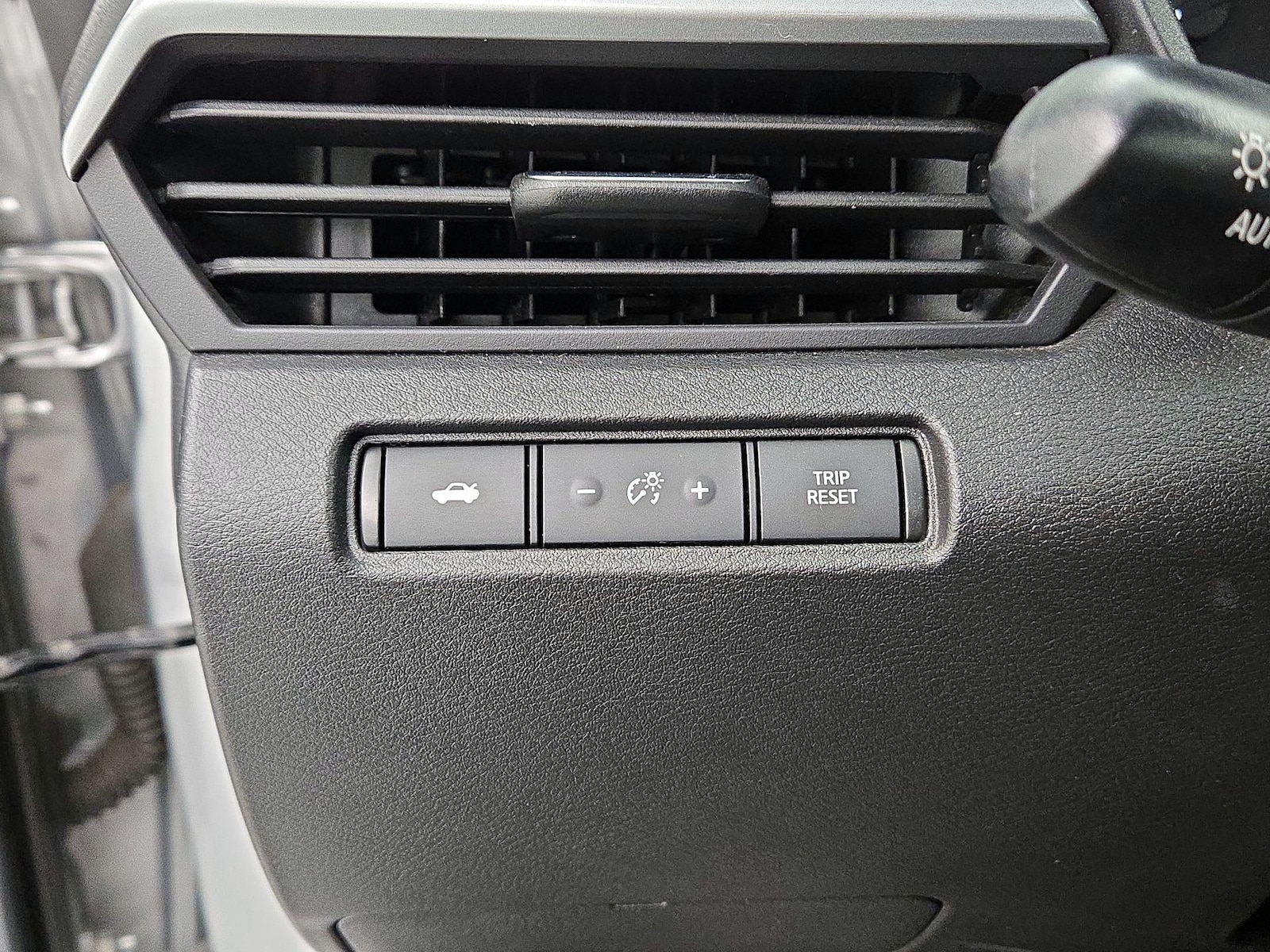 2023 Nissan Altima SV - Photo 14