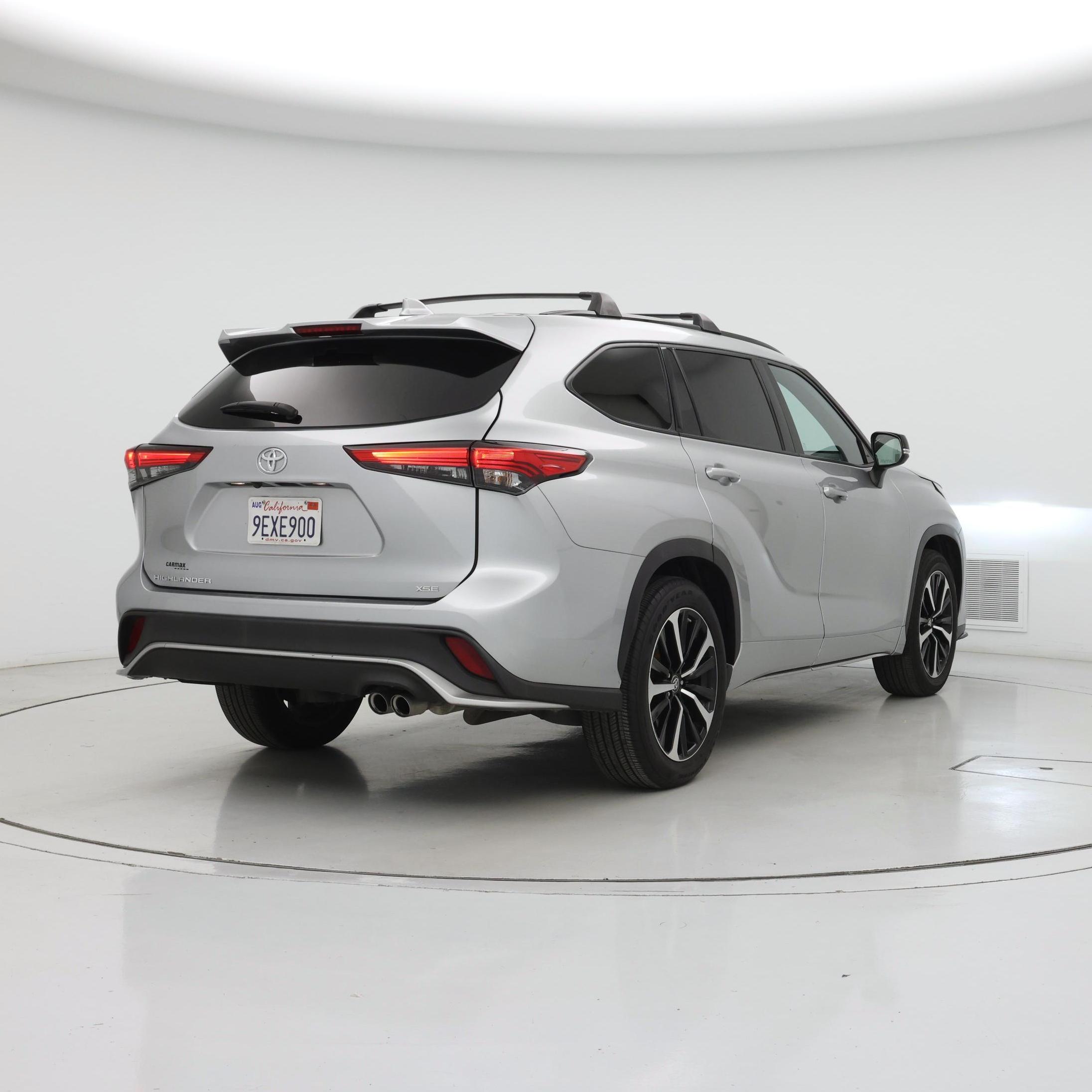 Thumbnail: 2021 Toyota Highlander - 8
