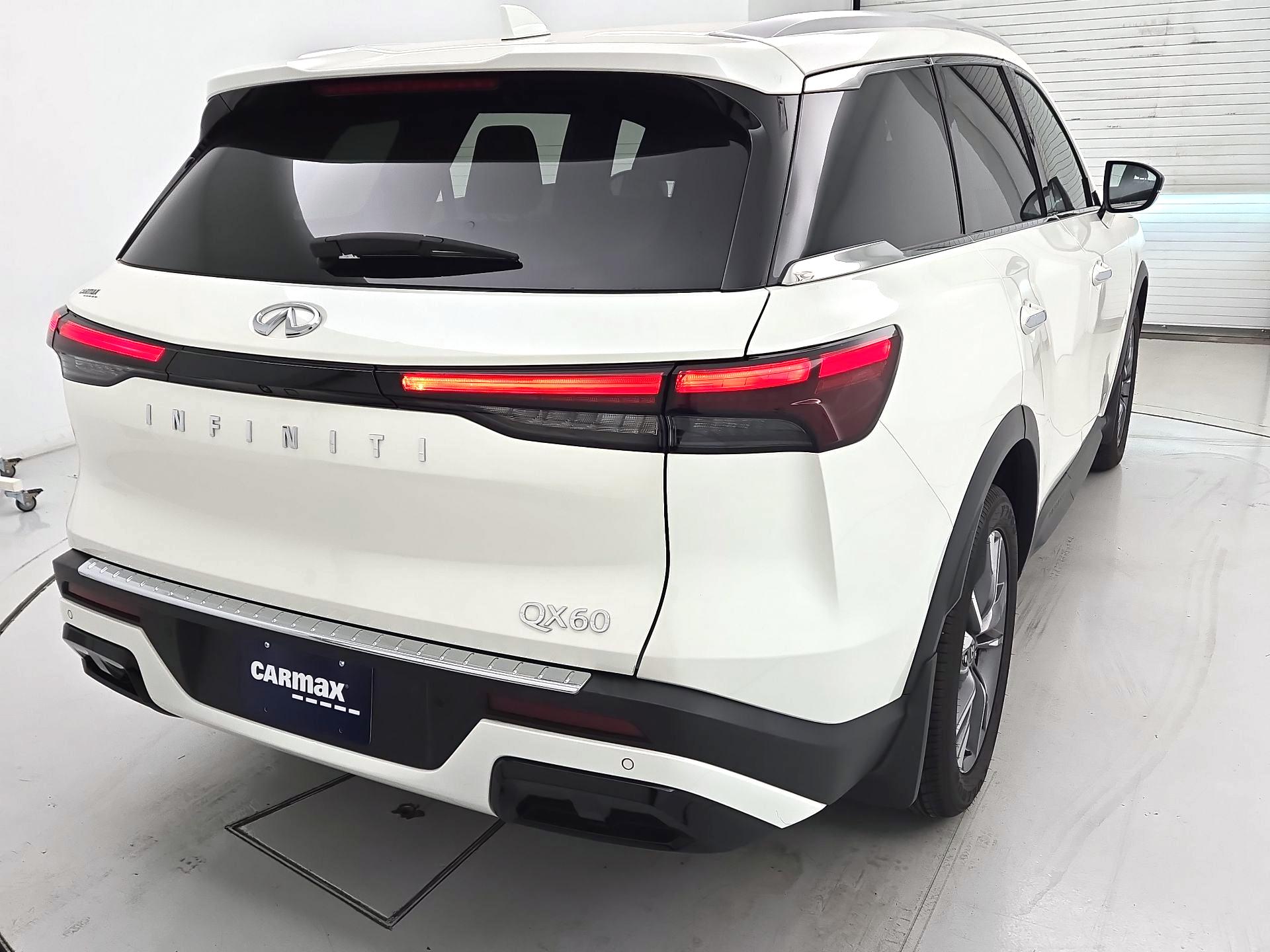 Thumbnail: 2023 INFINITI QX60 - 5