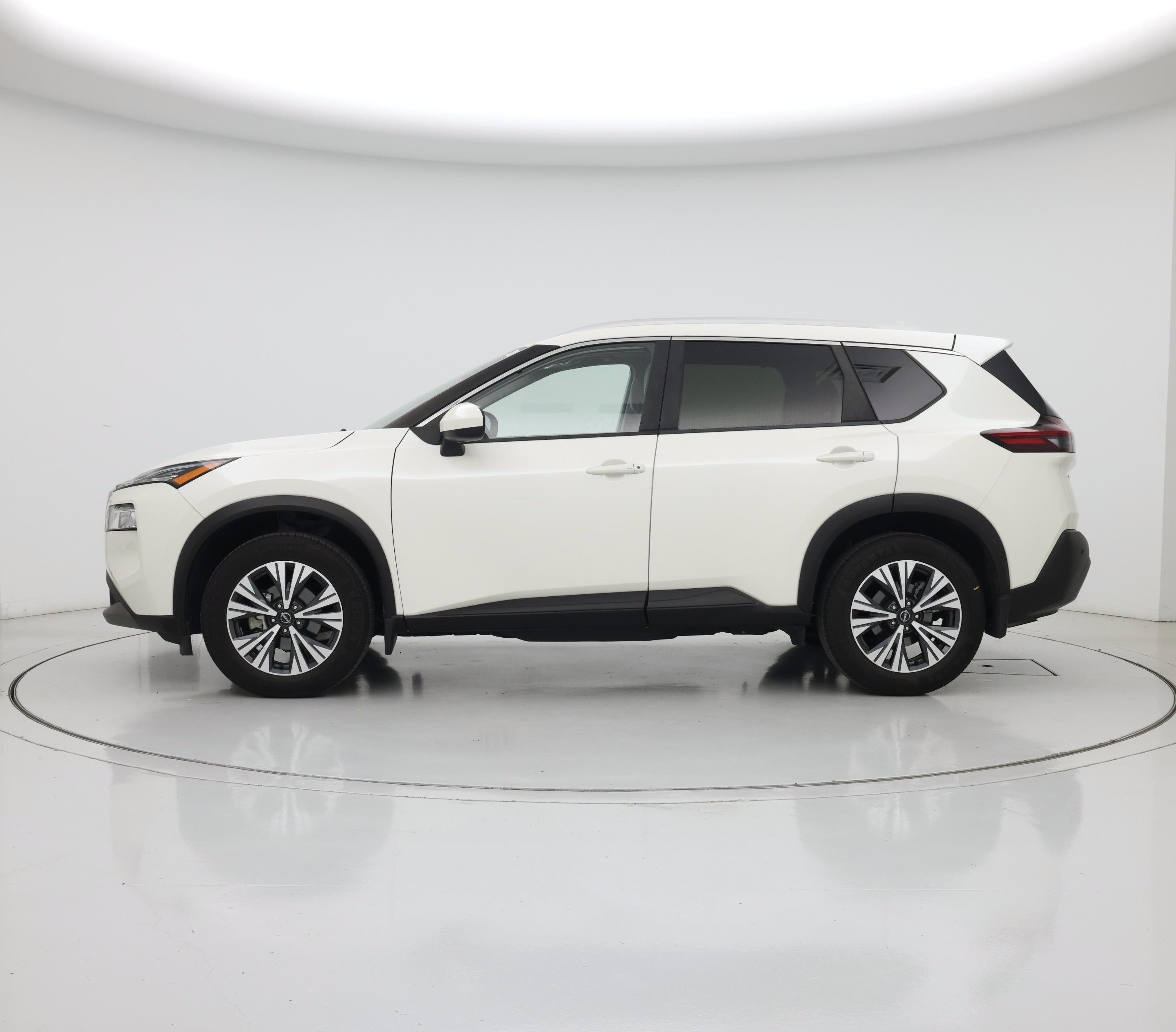 Thumbnail: 2023 Nissan Rogue - 3