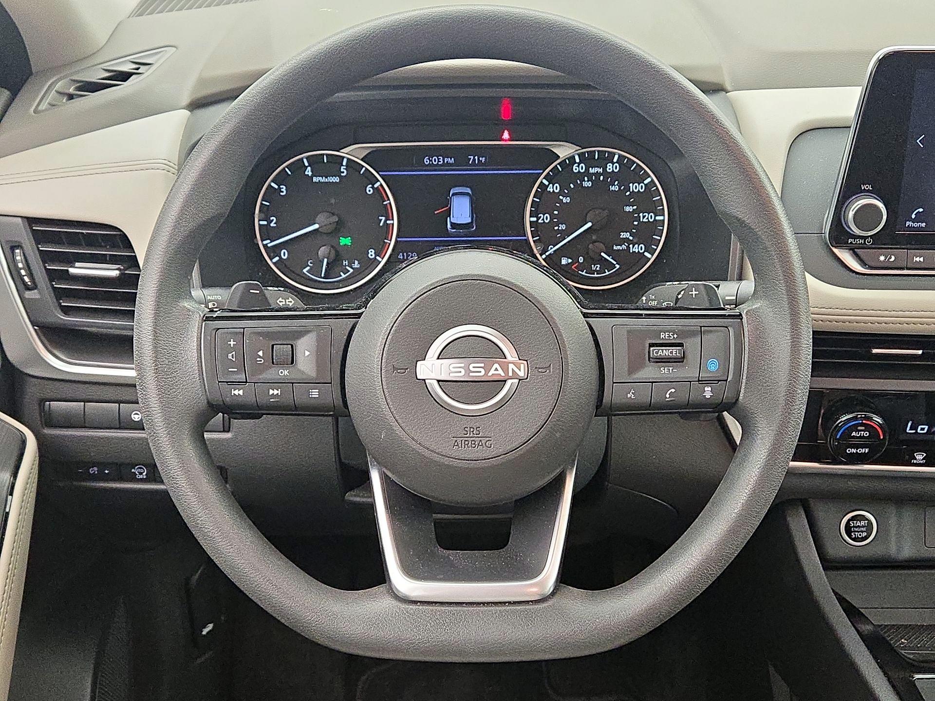 Thumbnail: 2023 Nissan Rogue - 10