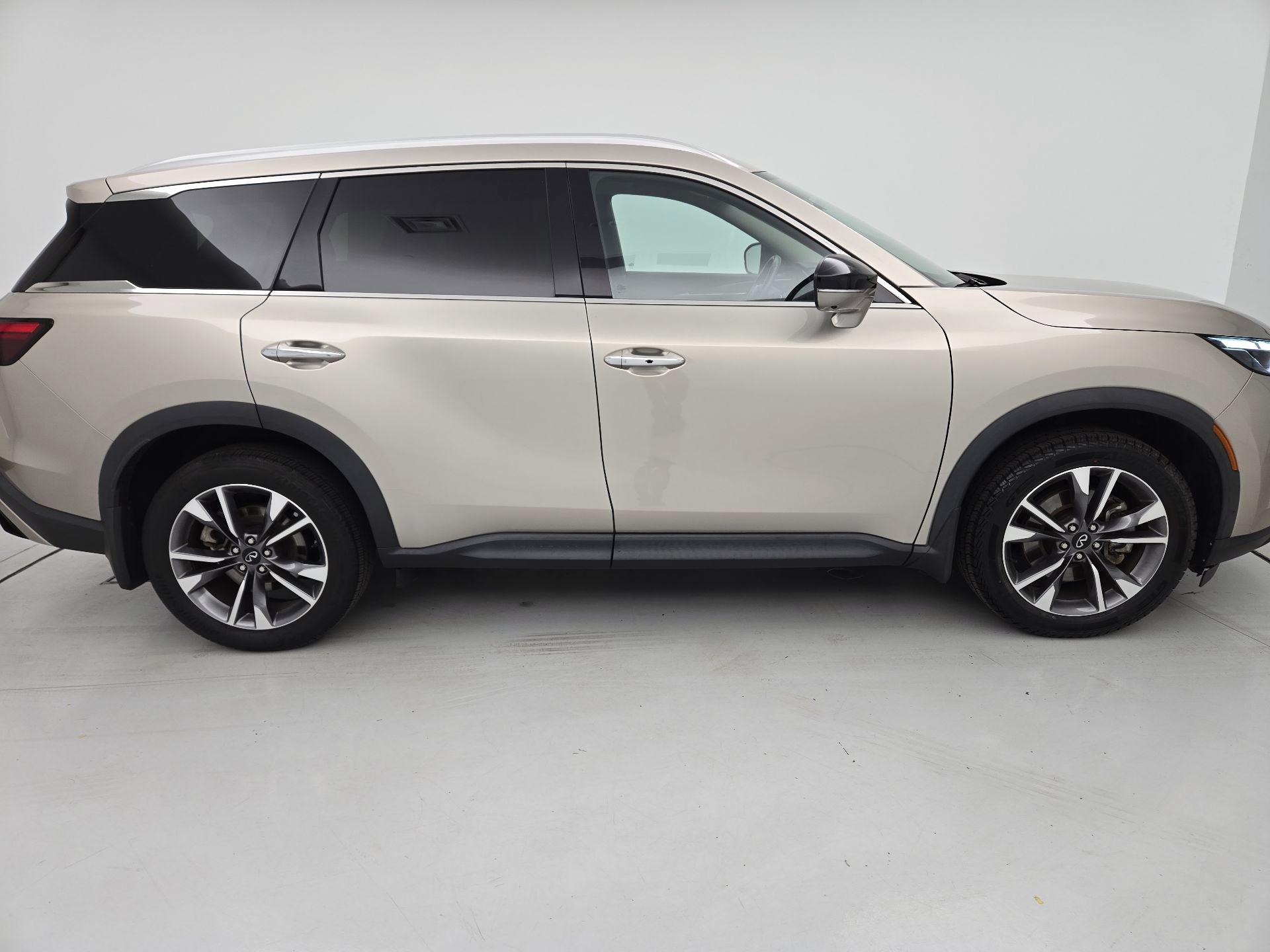 Thumbnail: 2023 INFINITI QX60 - 4