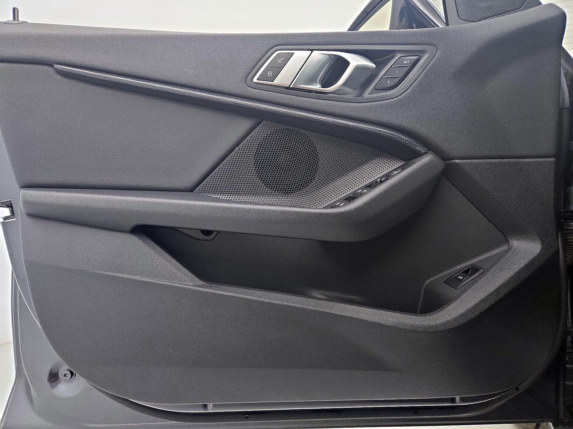Thumbnail: 2021 BMW 2 Series - 12