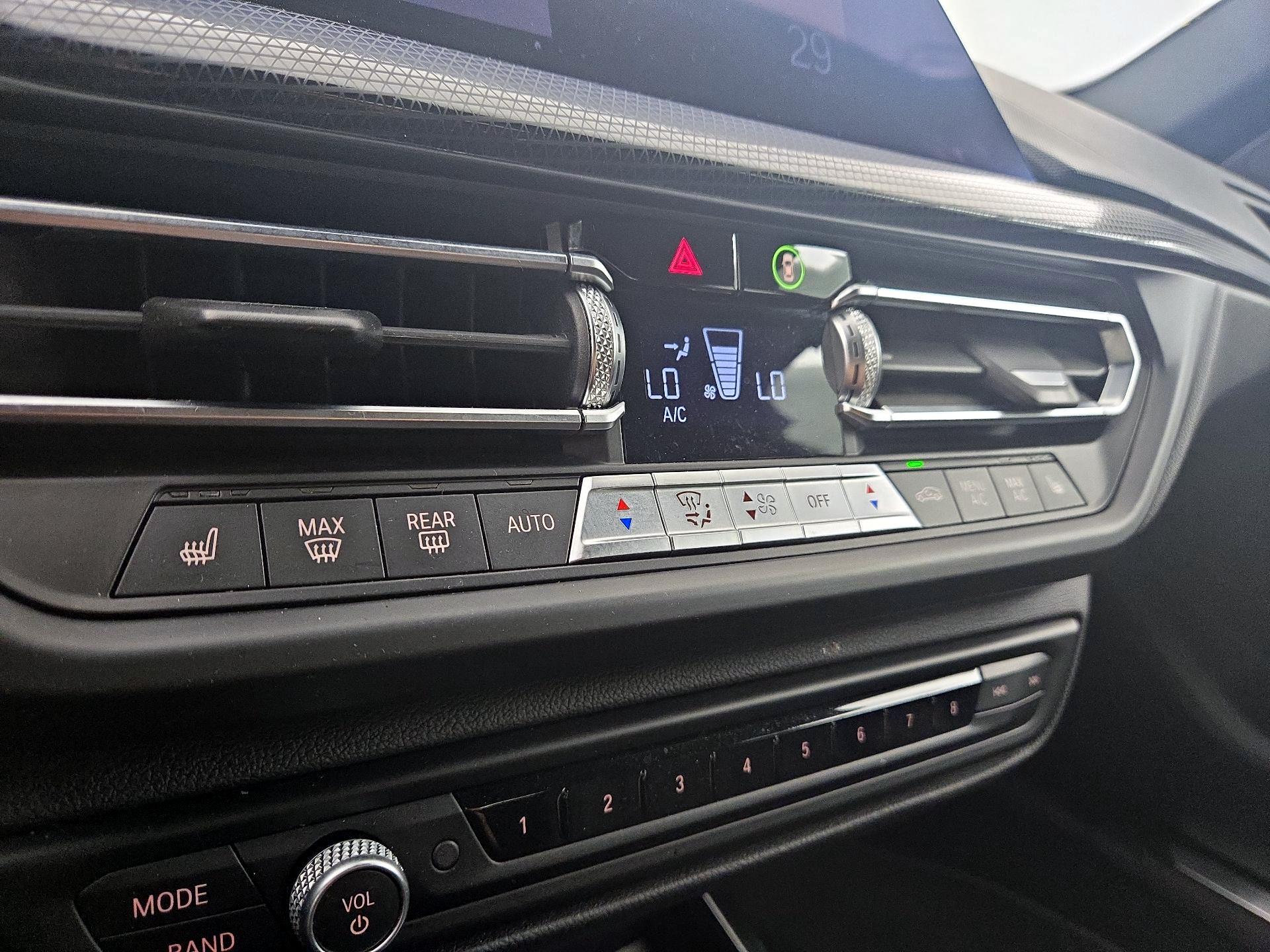 Thumbnail: 2021 BMW 2 Series - 17