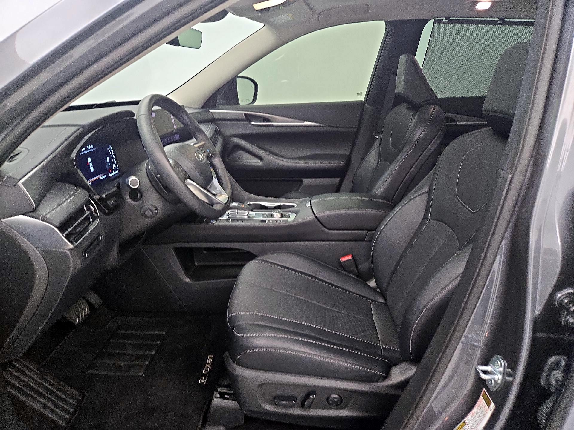 Thumbnail: 2023 INFINITI QX60 - 11