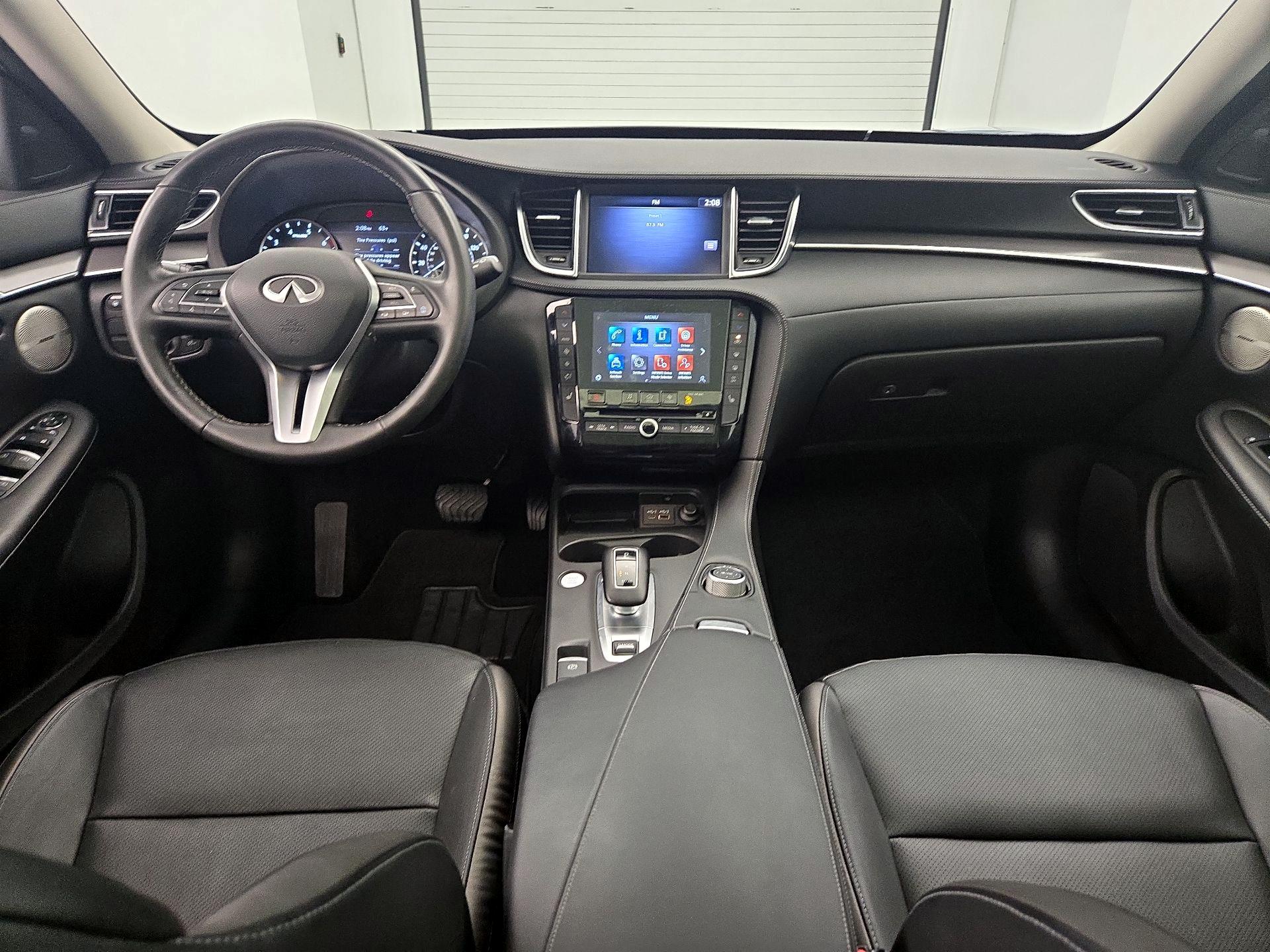 Thumbnail: 2023 INFINITI QX50 - 9