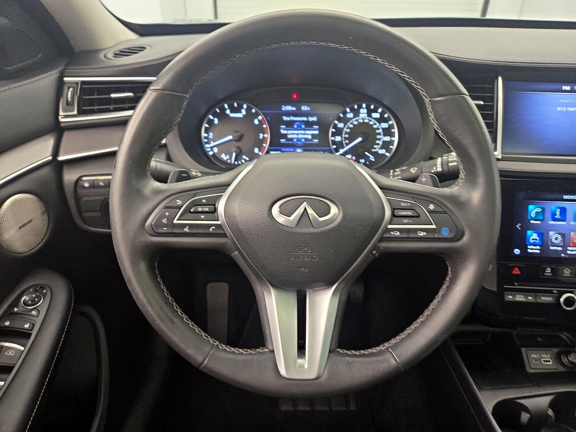 Thumbnail: 2023 INFINITI QX50 - 10
