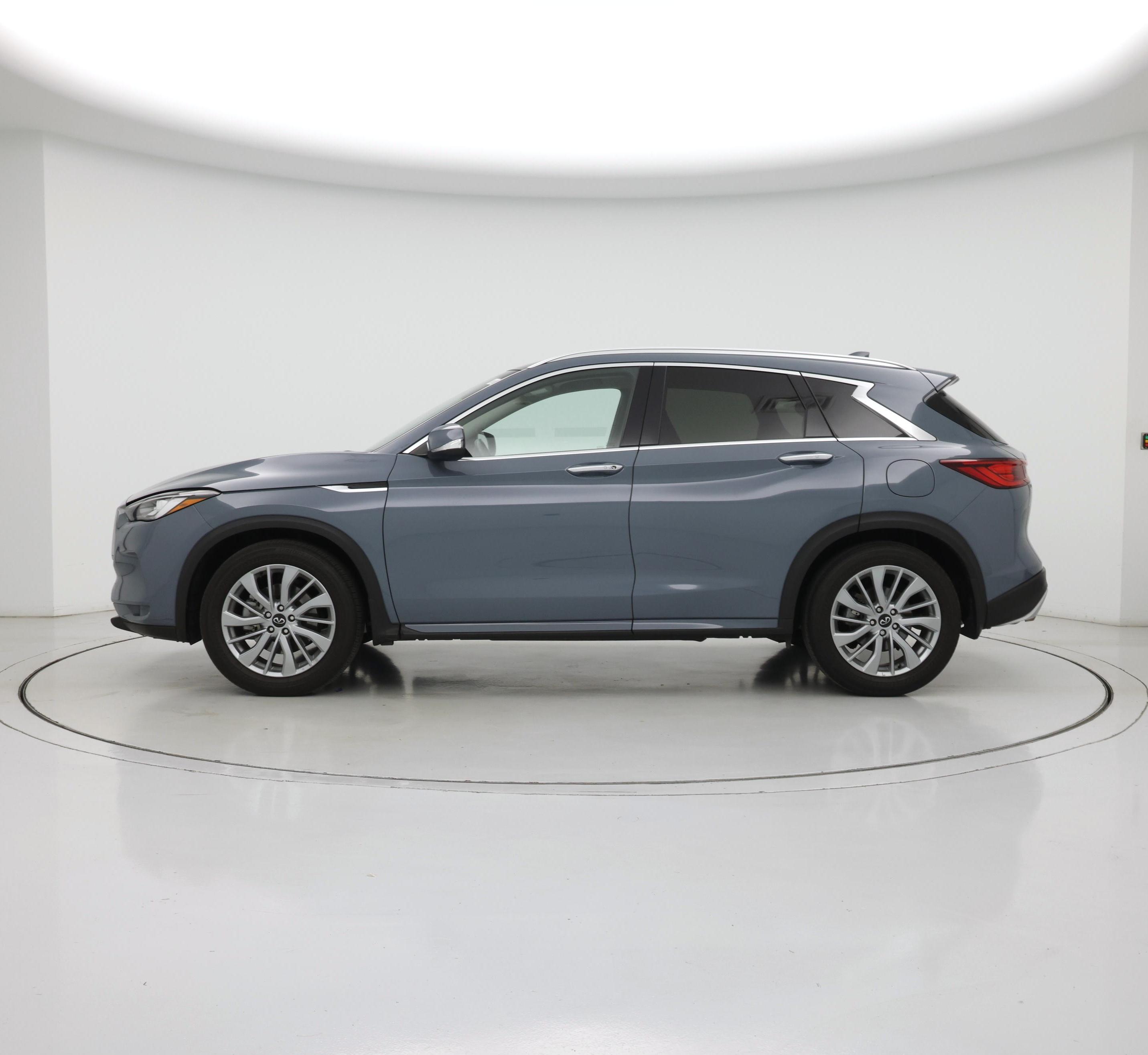 Thumbnail: 2023 INFINITI QX50 - 3