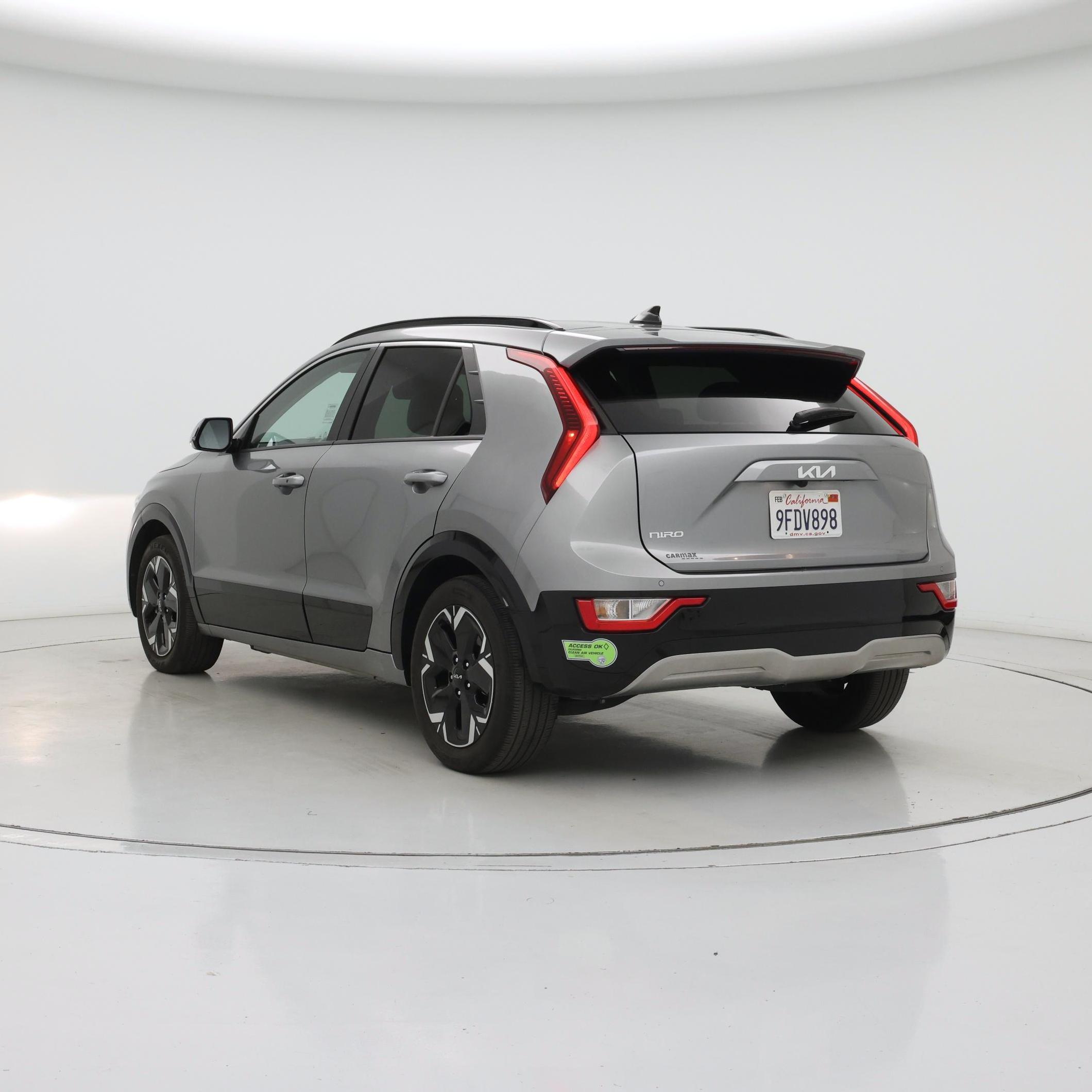 Thumbnail: 2023 Kia Niro - 2