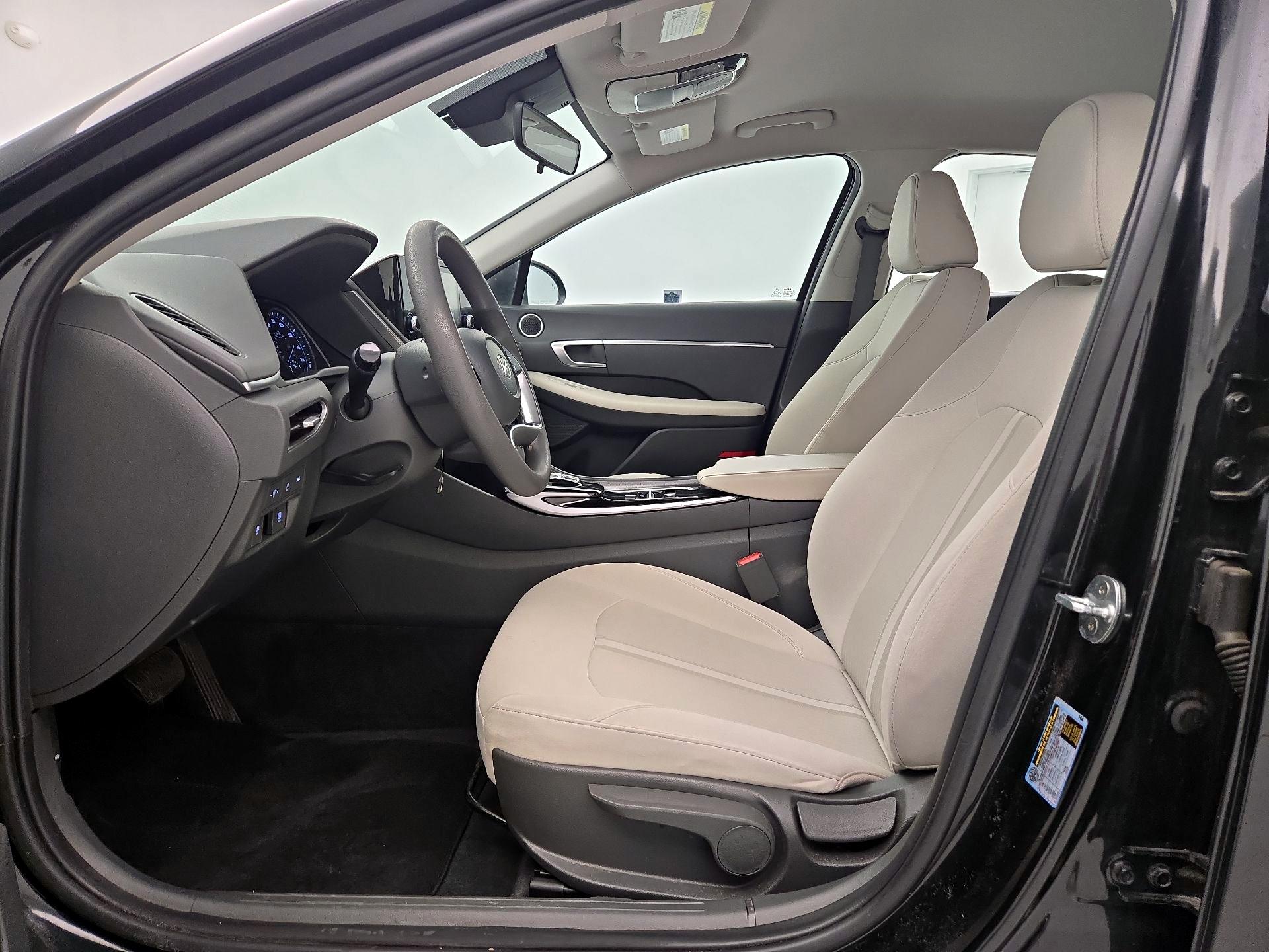 Thumbnail: 2023 Hyundai Sonata - 11