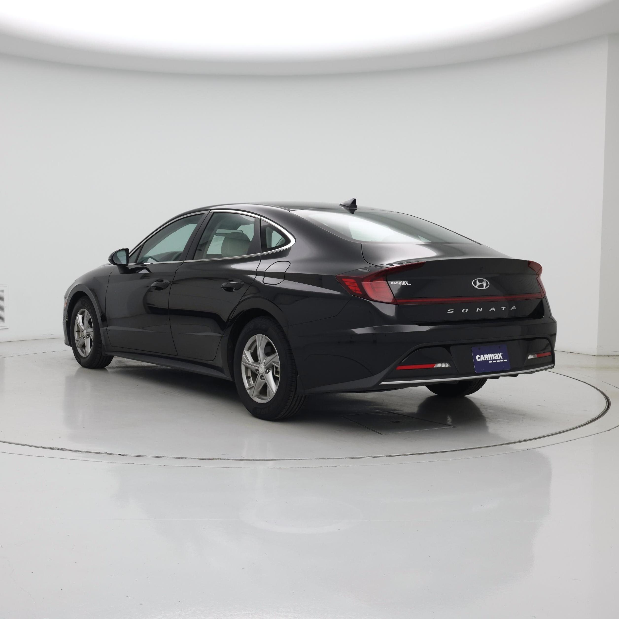 Thumbnail: 2023 Hyundai Sonata - 2