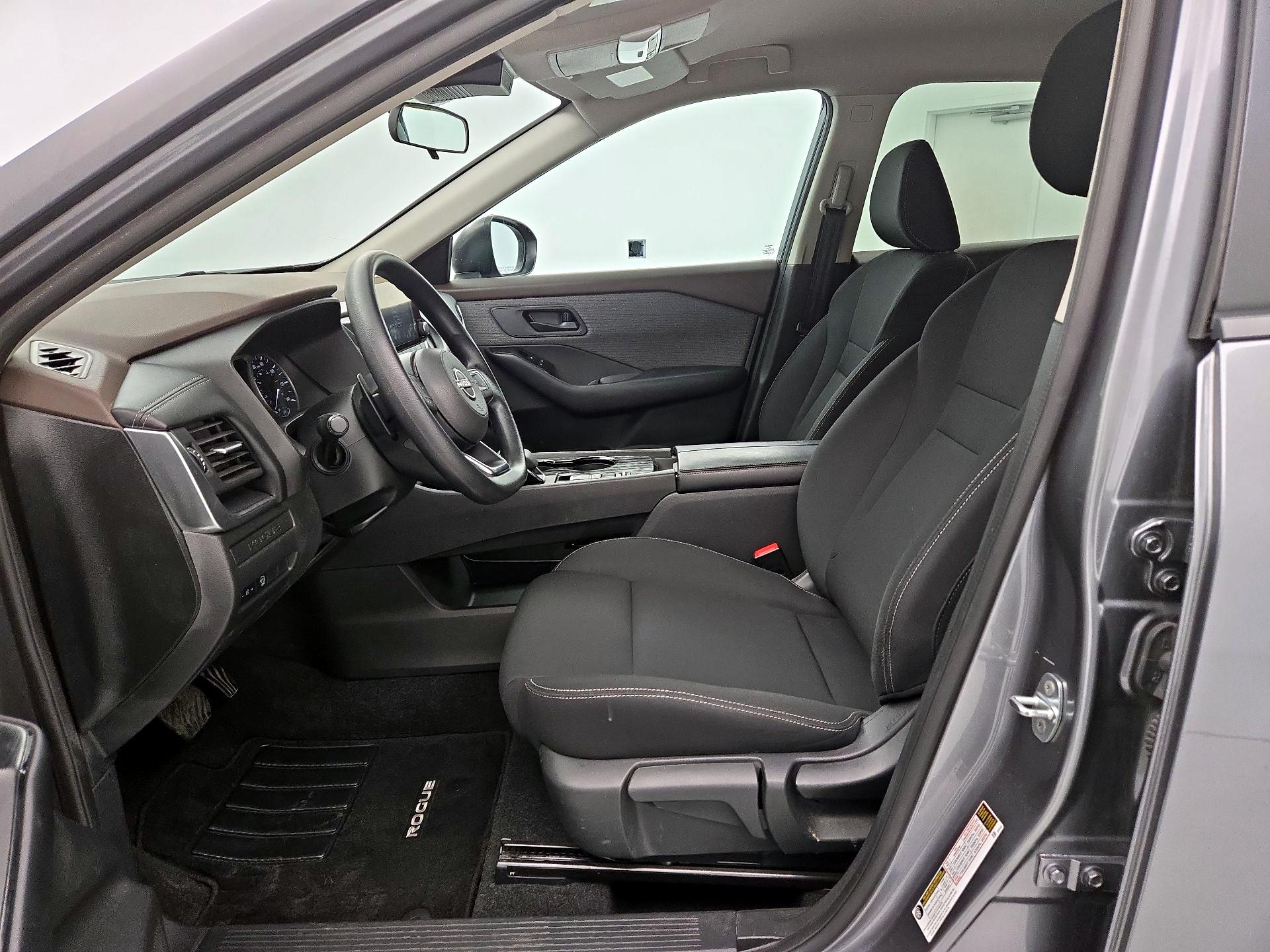Thumbnail: 2023 Nissan Rogue - 11