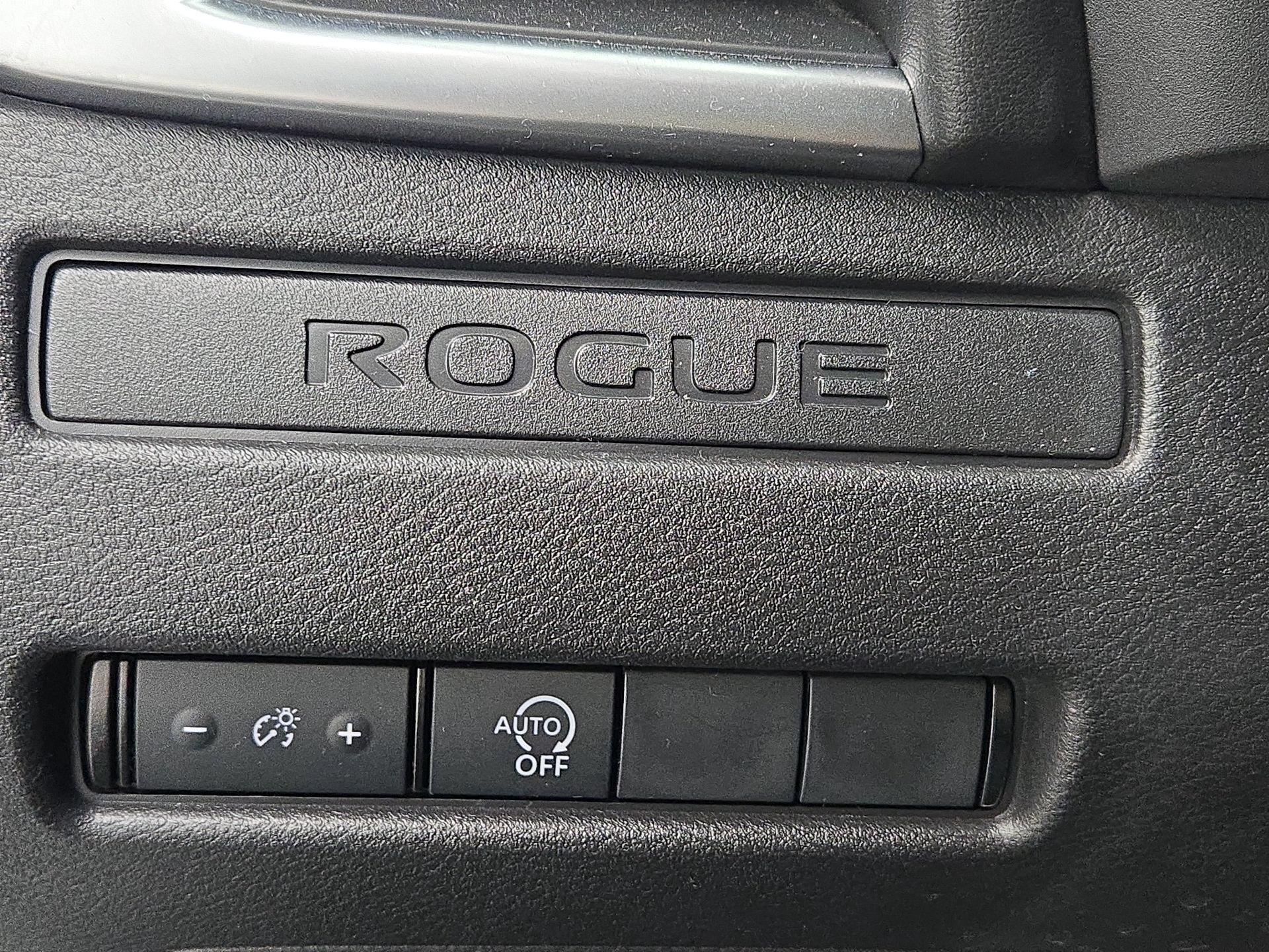 Thumbnail: 2023 Nissan Rogue - 13