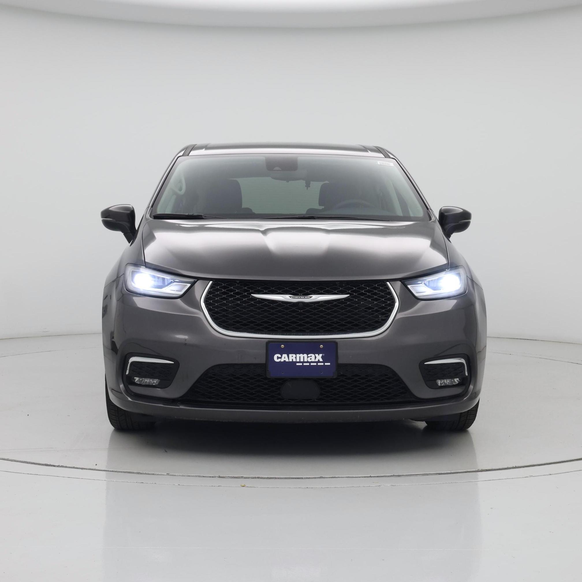 Thumbnail: 2023 Chrysler Pacifica - 5