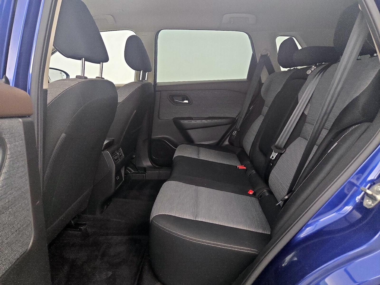2023 Nissan Rogue SV - Photo 20