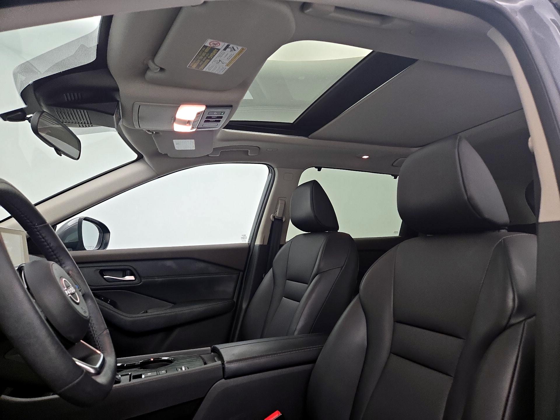 Thumbnail: 2023 Nissan Rogue - 19