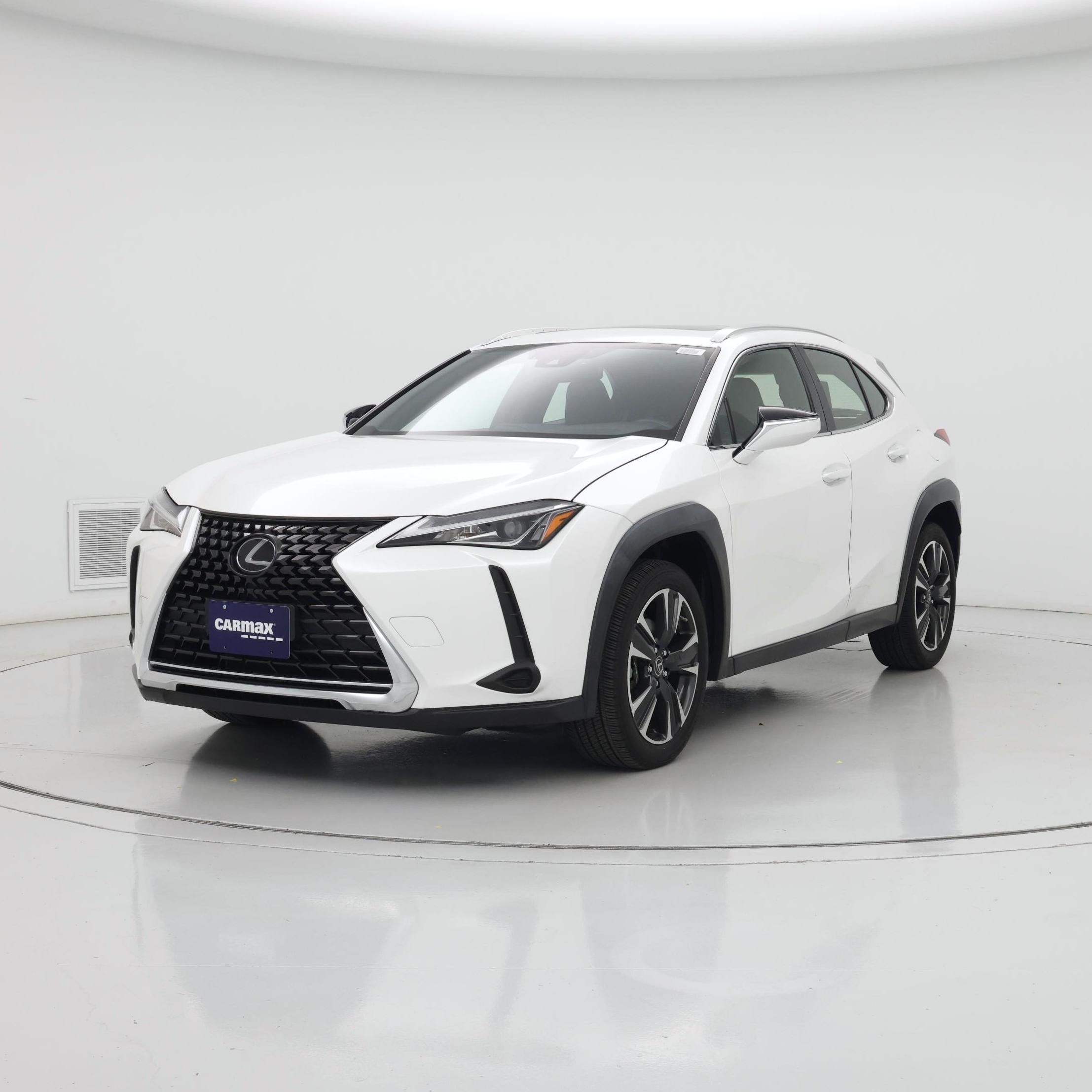 Thumbnail: 2020 Lexus UX - 4
