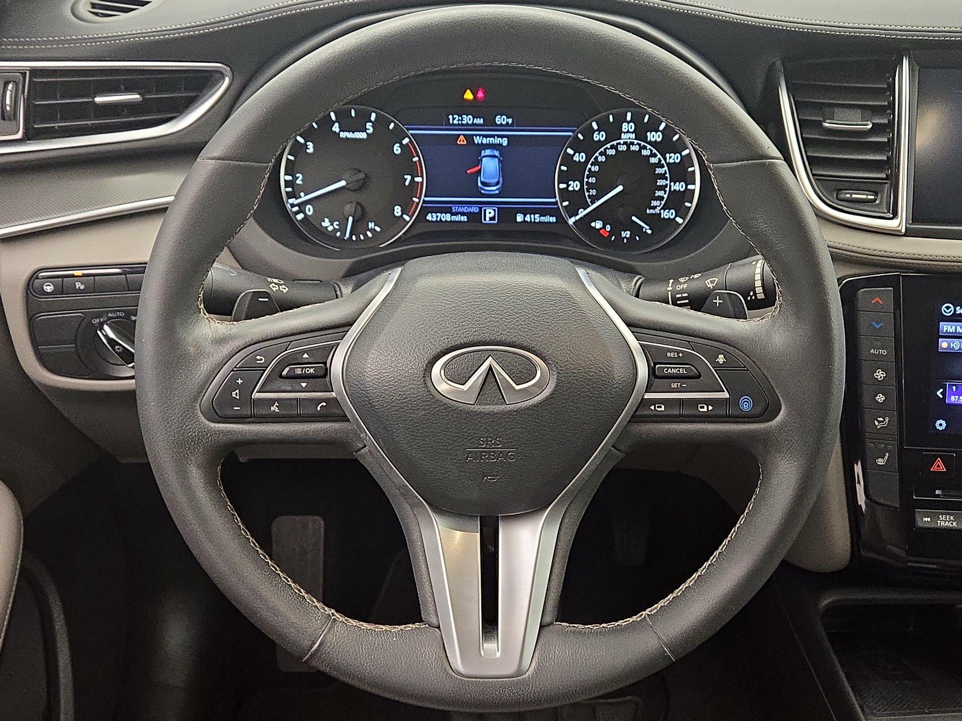 Thumbnail: 2023 INFINITI QX50 - 10