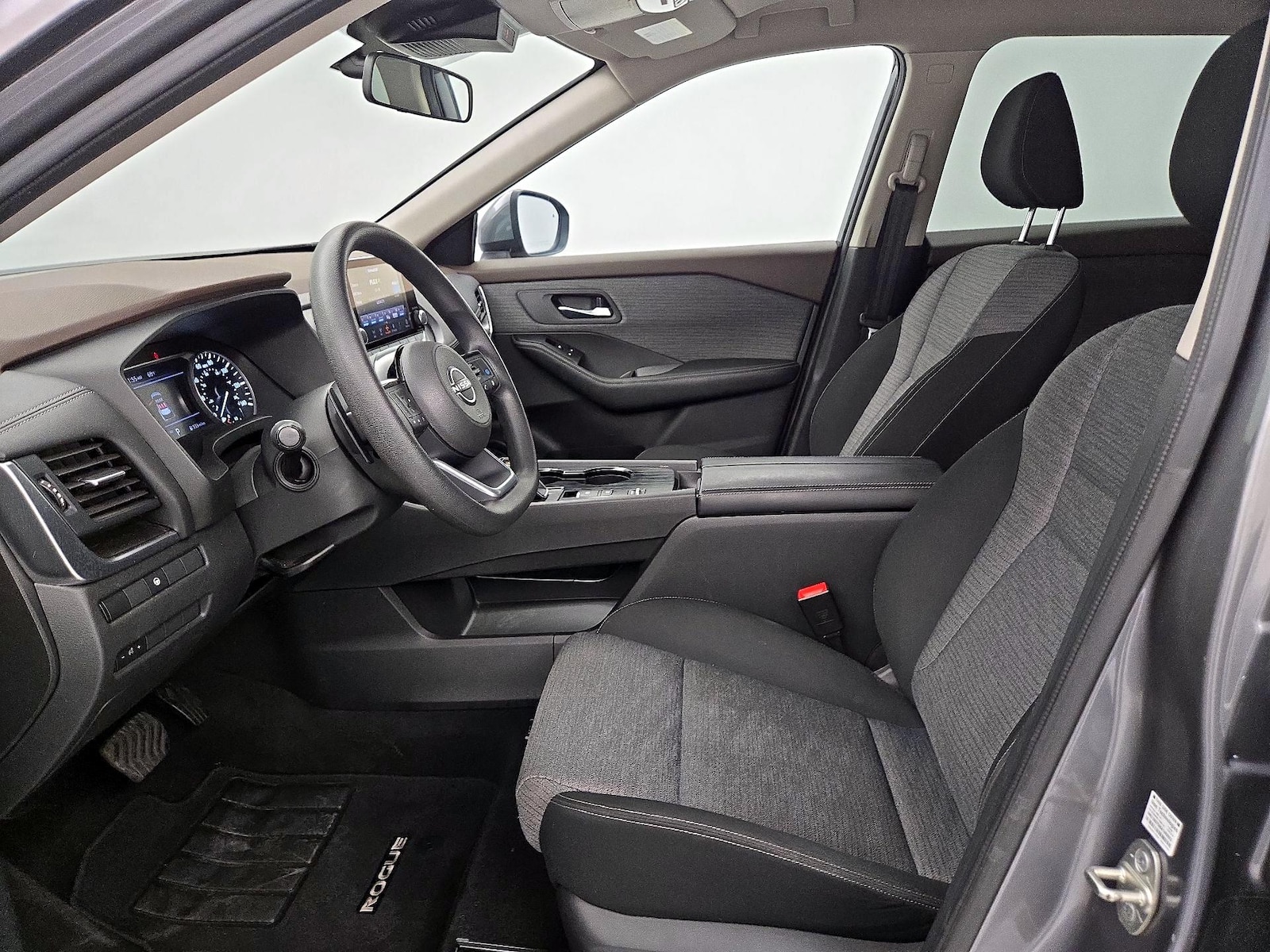 2023 Nissan Rogue SV - Photo 10