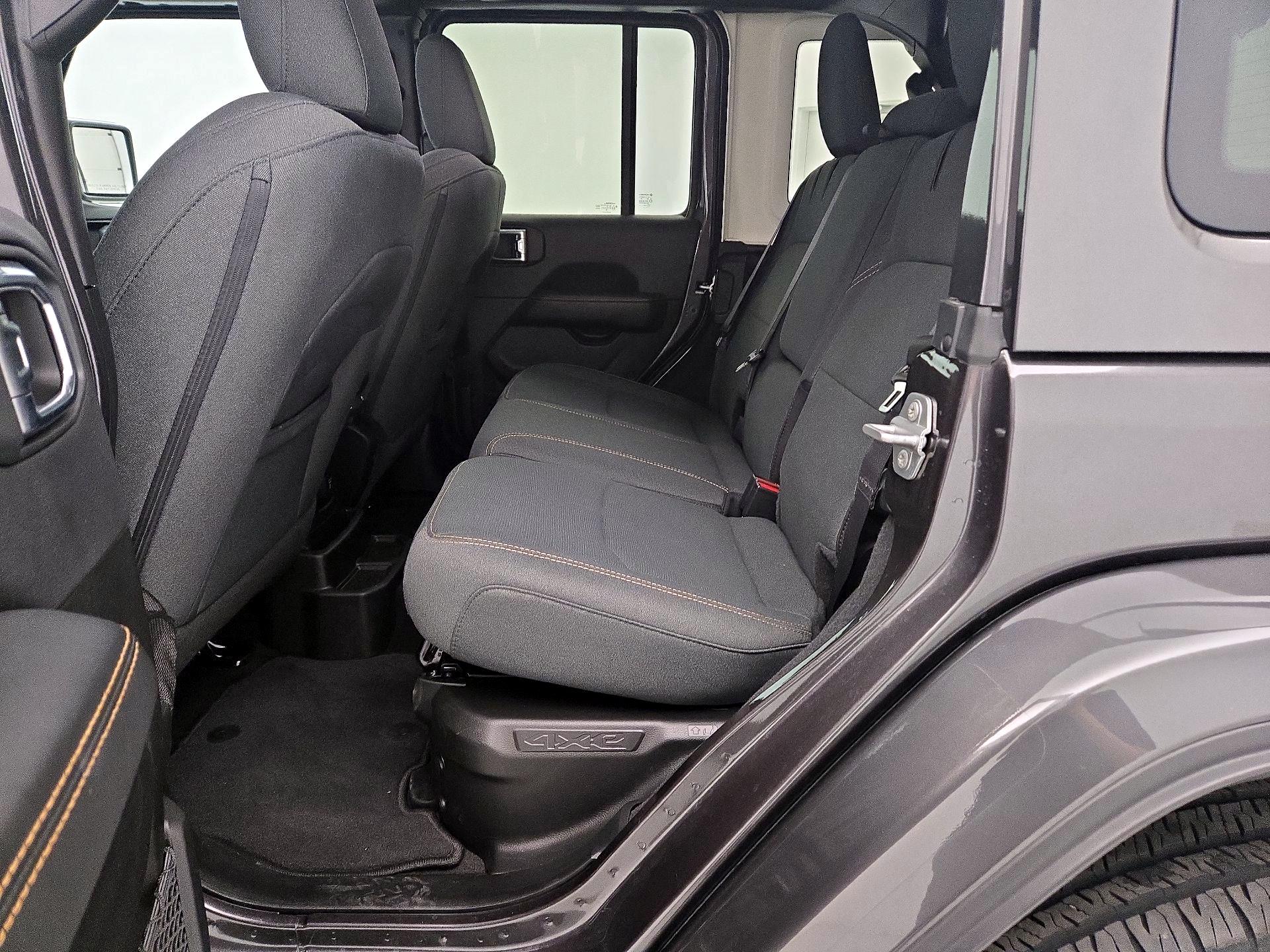 Thumbnail: 2025 Jeep Wrangler - 19