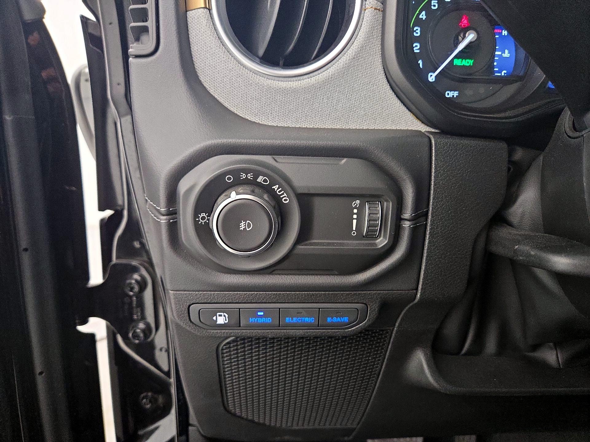 Thumbnail: 2025 Jeep Wrangler - 11
