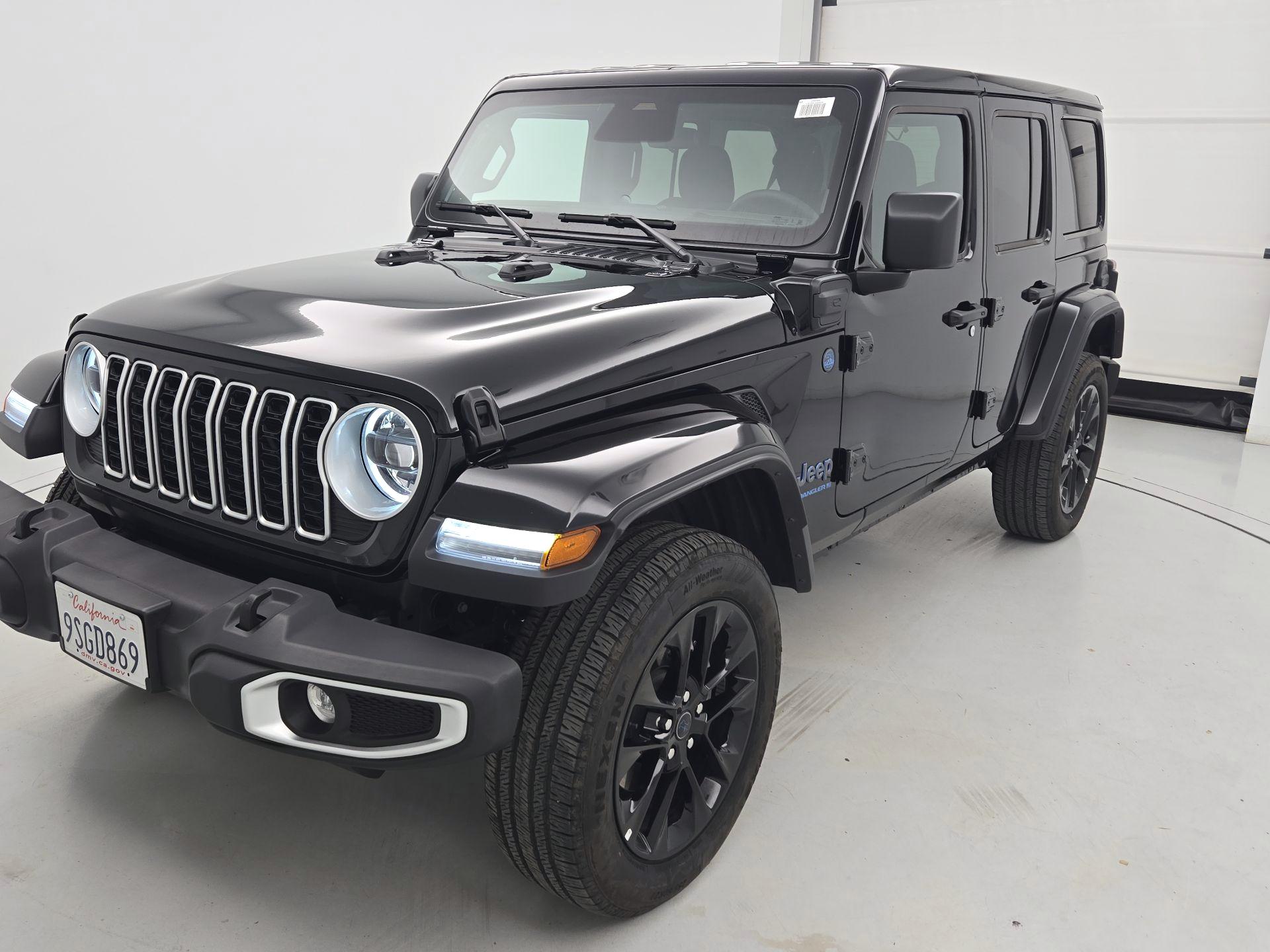 Thumbnail: 2025 Jeep Wrangler - 3