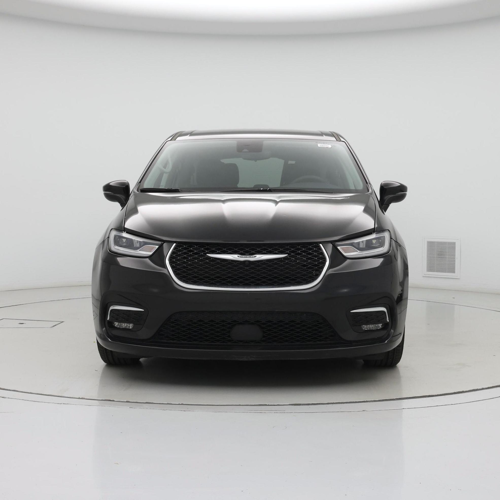 Thumbnail: 2023 Chrysler Pacifica - 5
