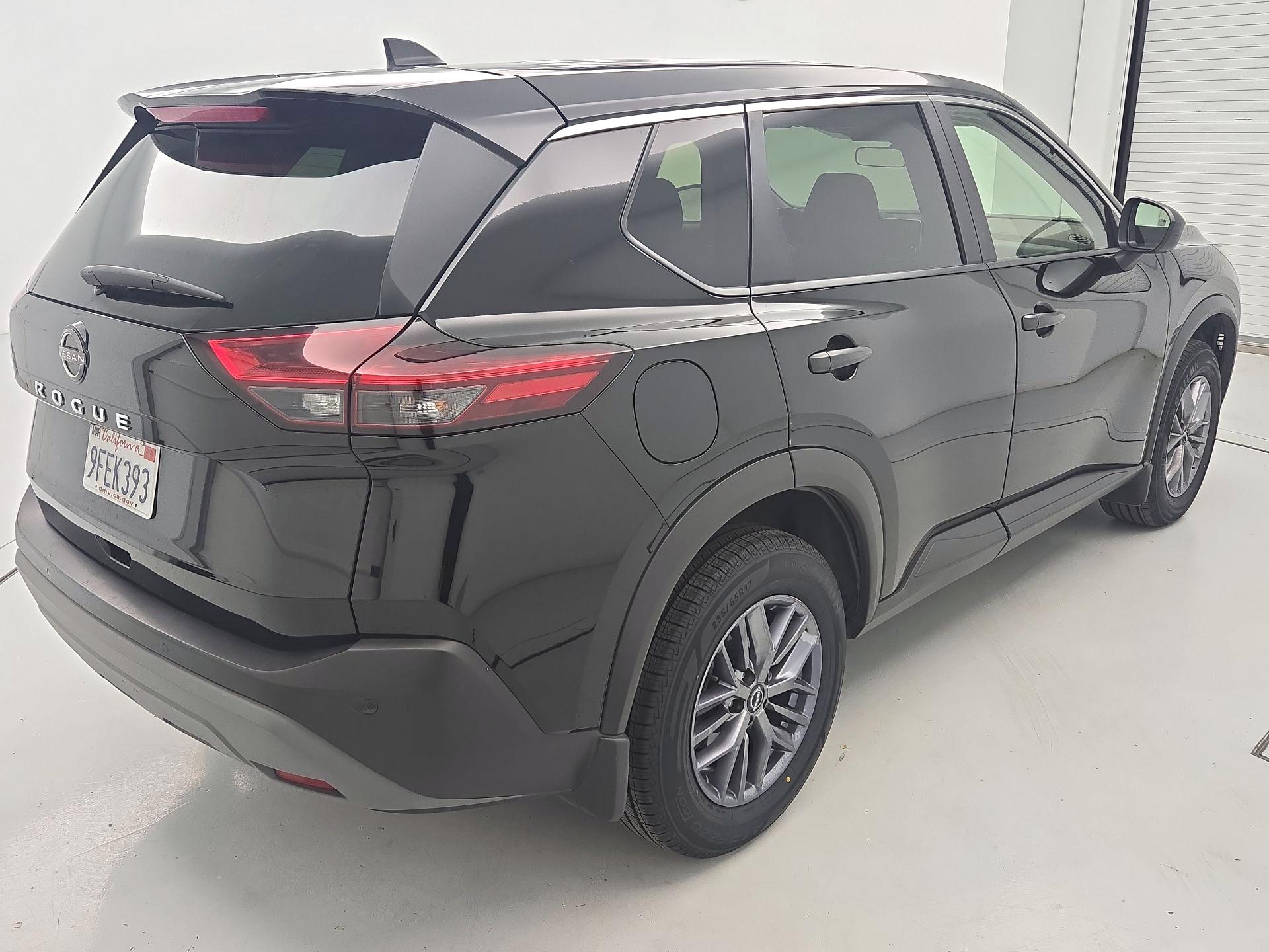 Thumbnail: 2023 Nissan Rogue - 5