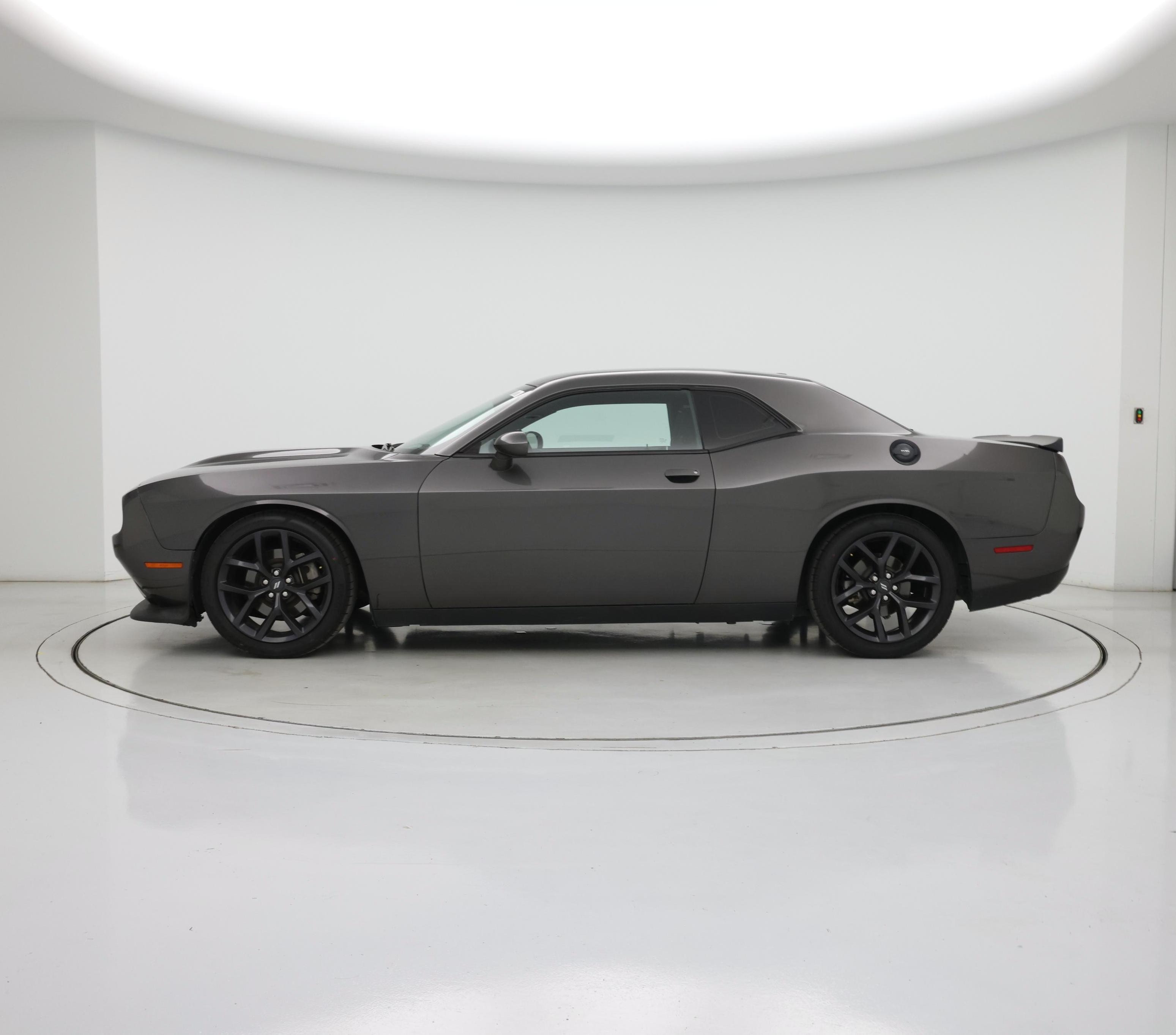 Thumbnail: 2021 Dodge Challenger - 3