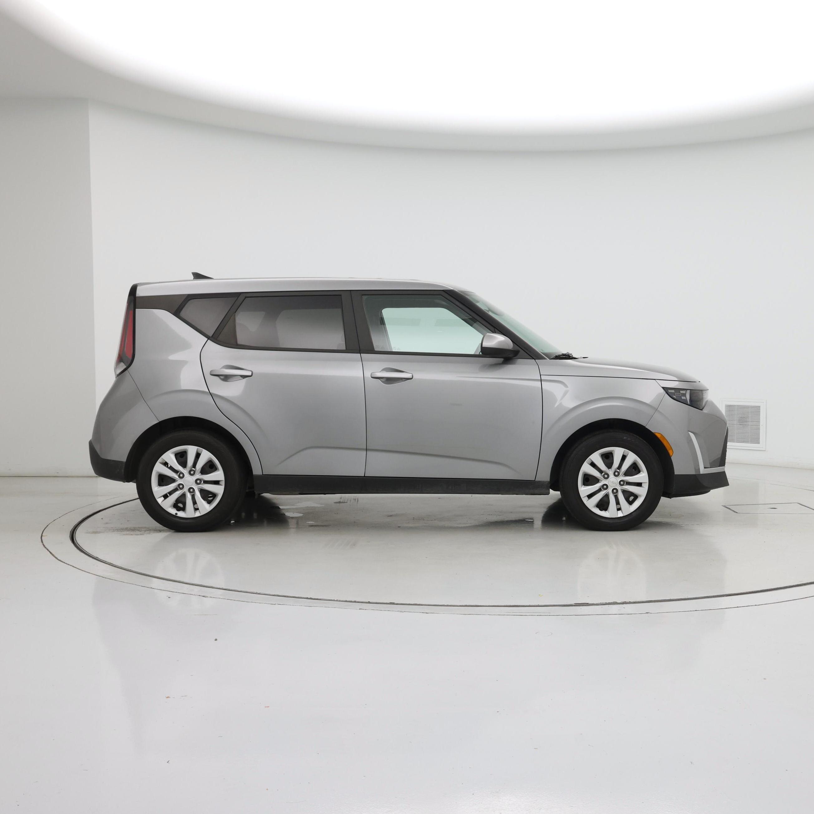 Thumbnail: 2023 Kia Soul - 7