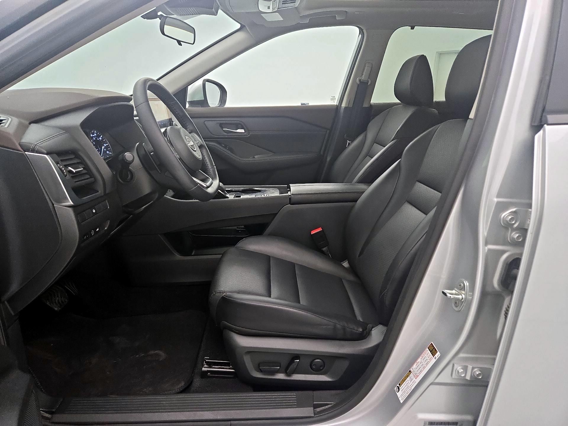 Thumbnail: 2023 Nissan Rogue - 11