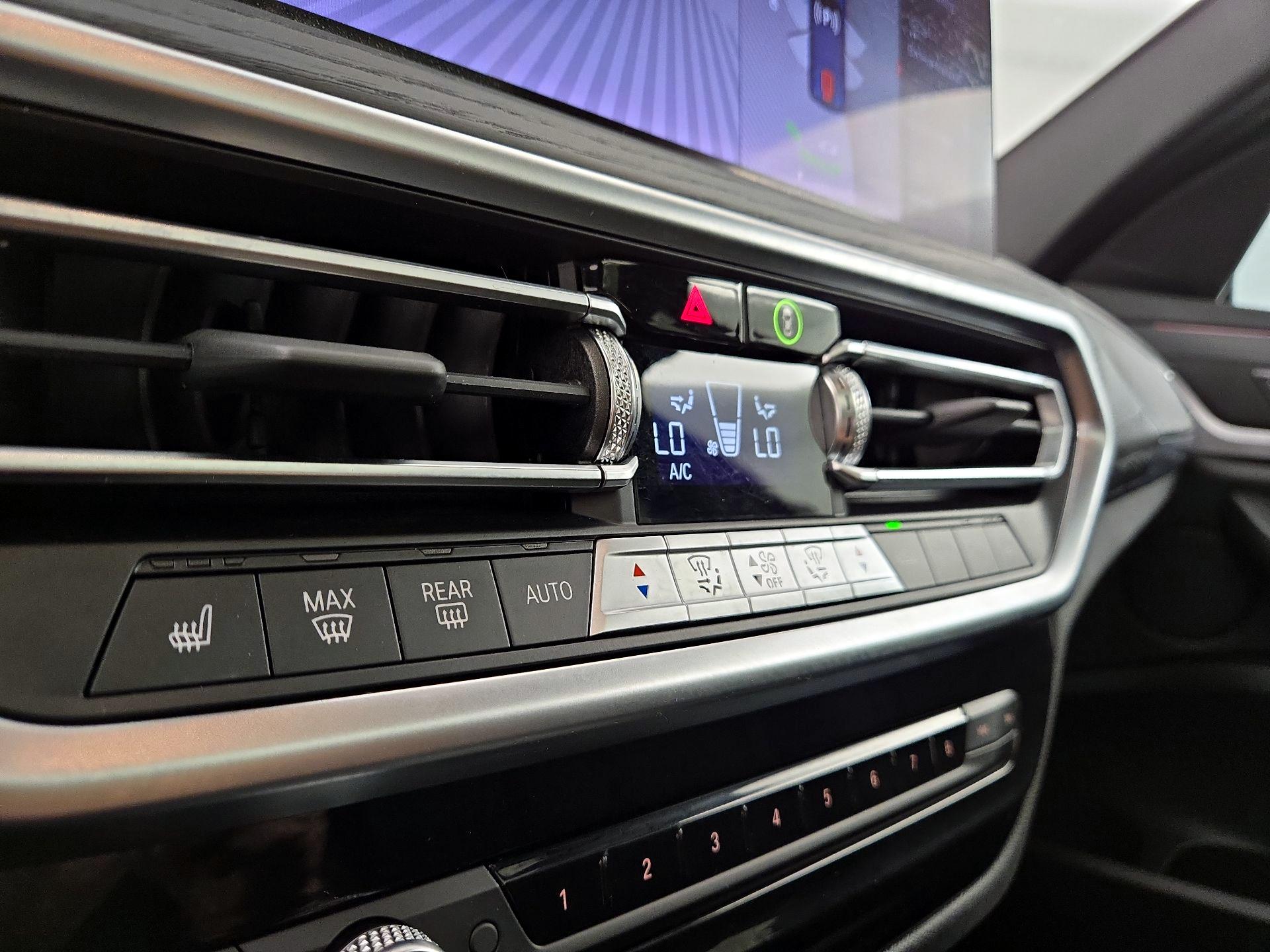 Thumbnail: 2023 BMW X3 - 17