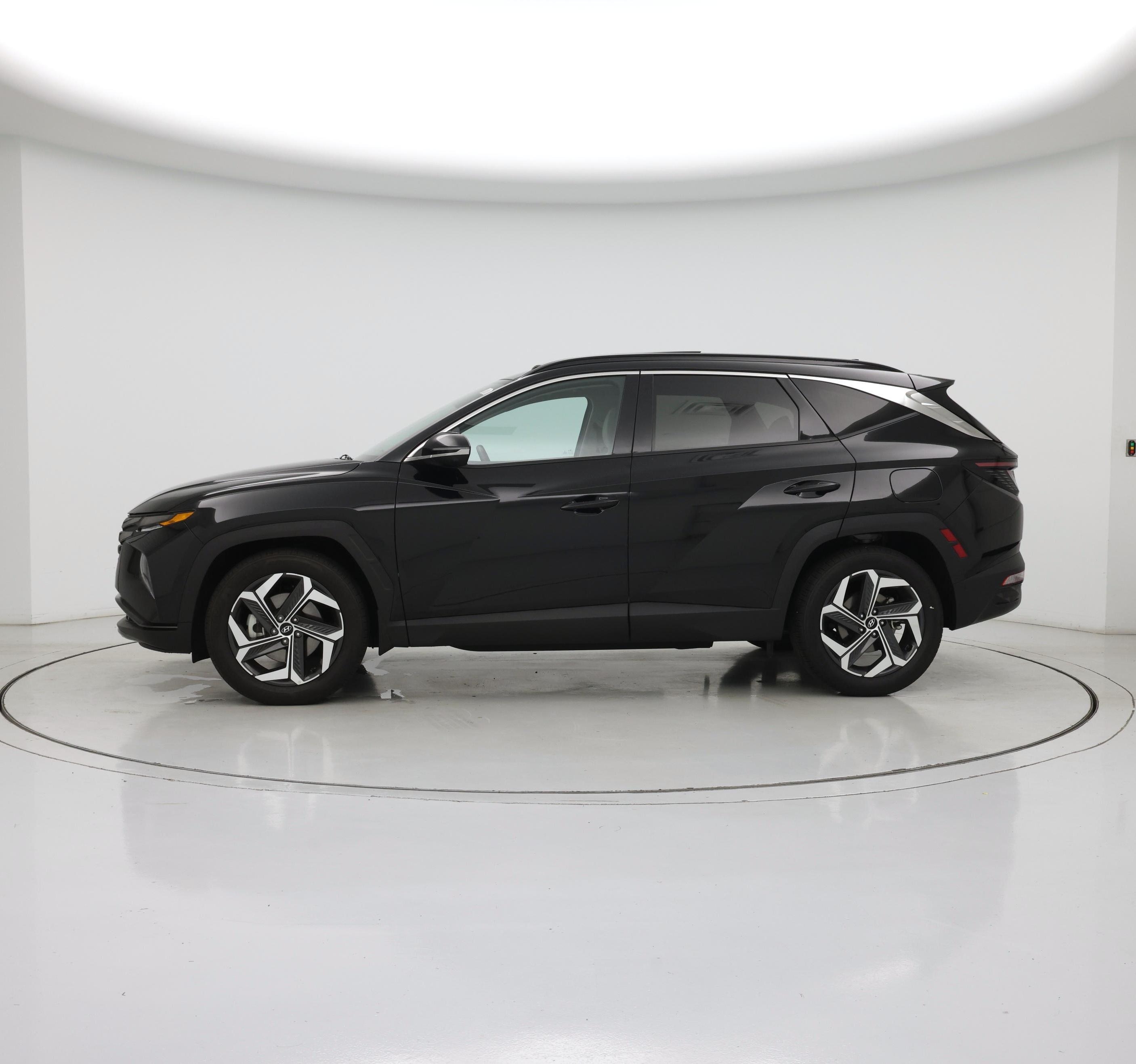 Thumbnail: 2024 Hyundai Tucson - 3