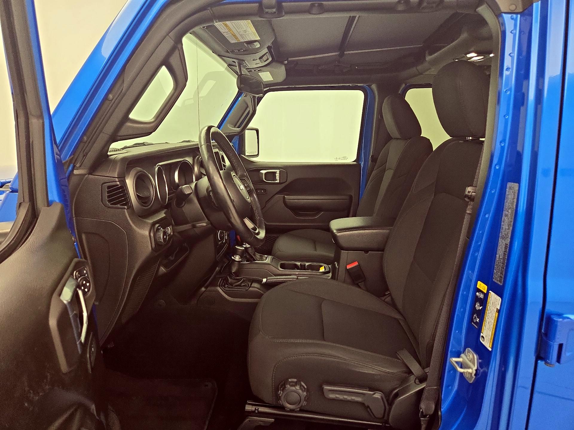 Thumbnail: 2022 Jeep Wrangler - 11