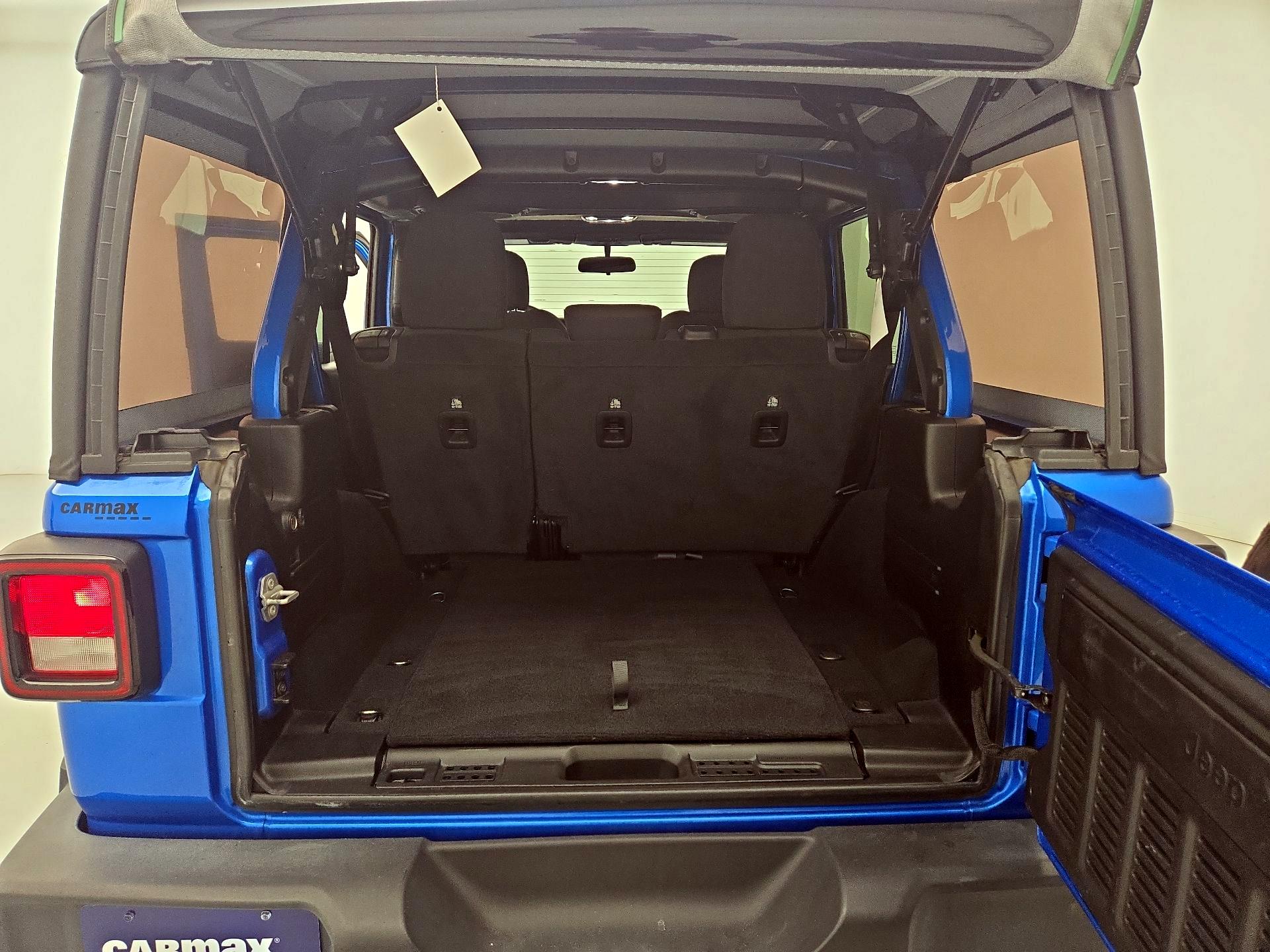 Thumbnail: 2022 Jeep Wrangler - 20