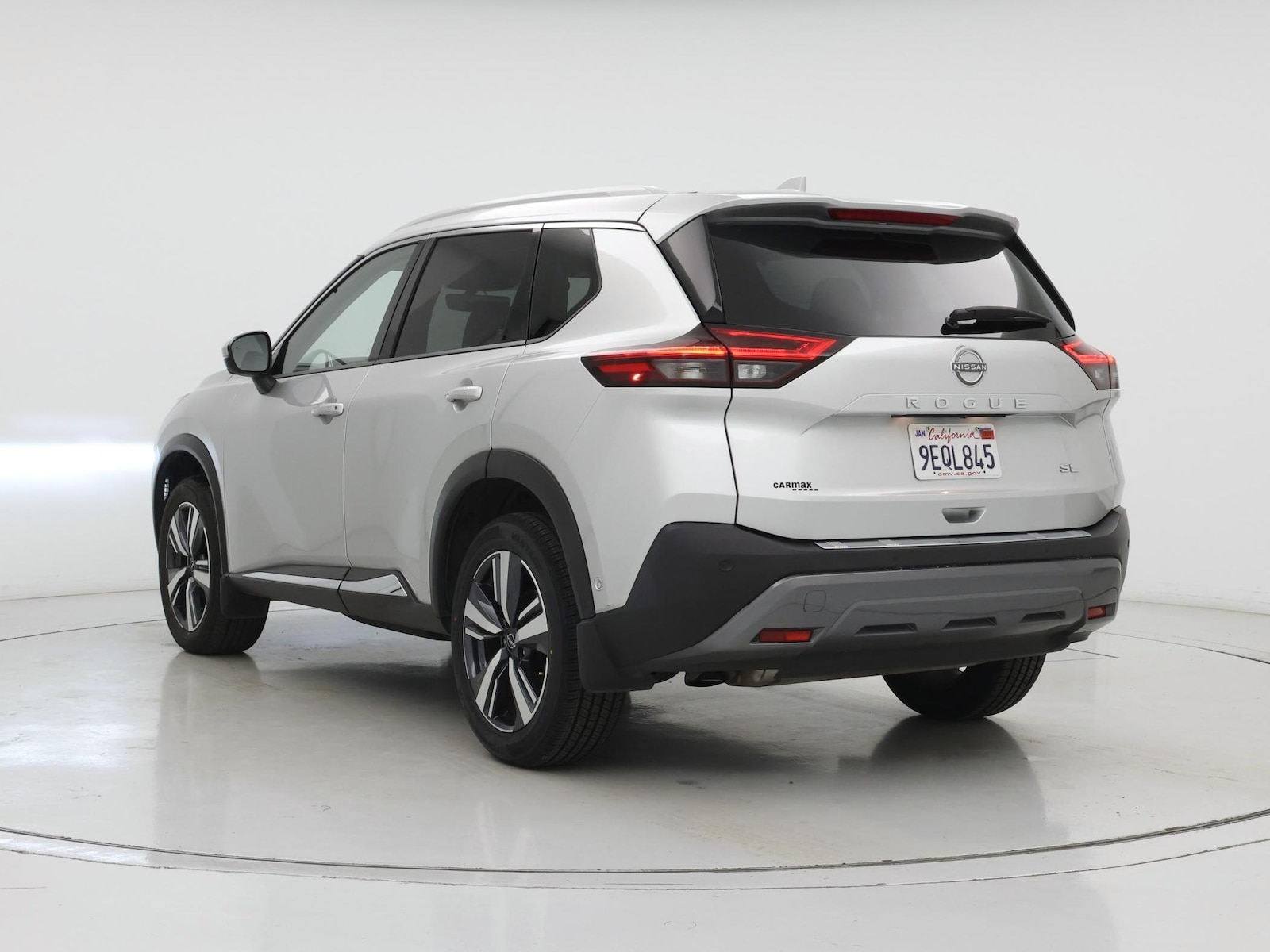 2023 Nissan Rogue SL - Photo 3